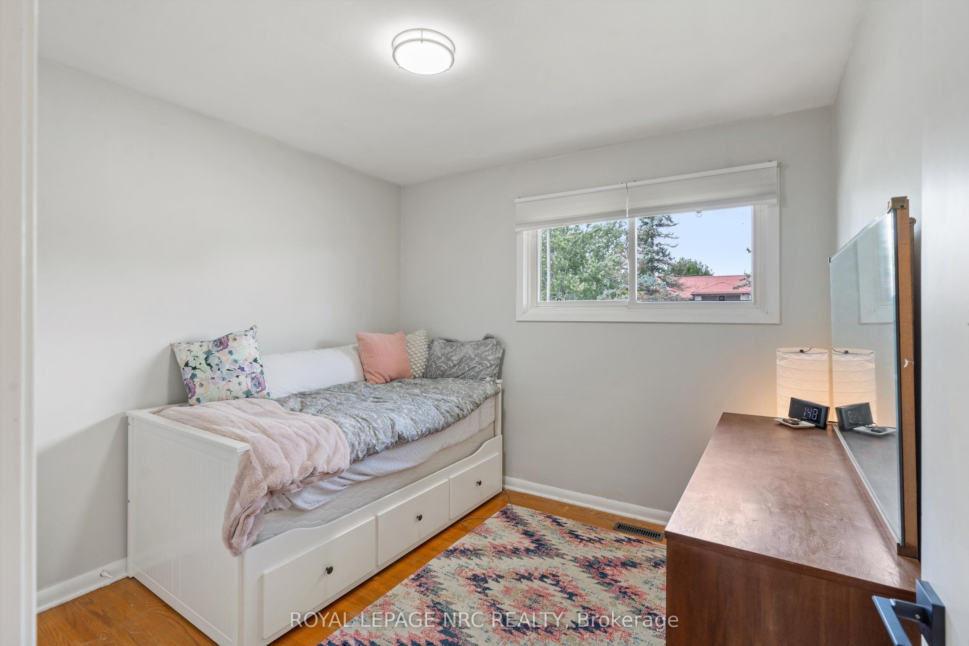 161 Catherine Street Property Photo 27