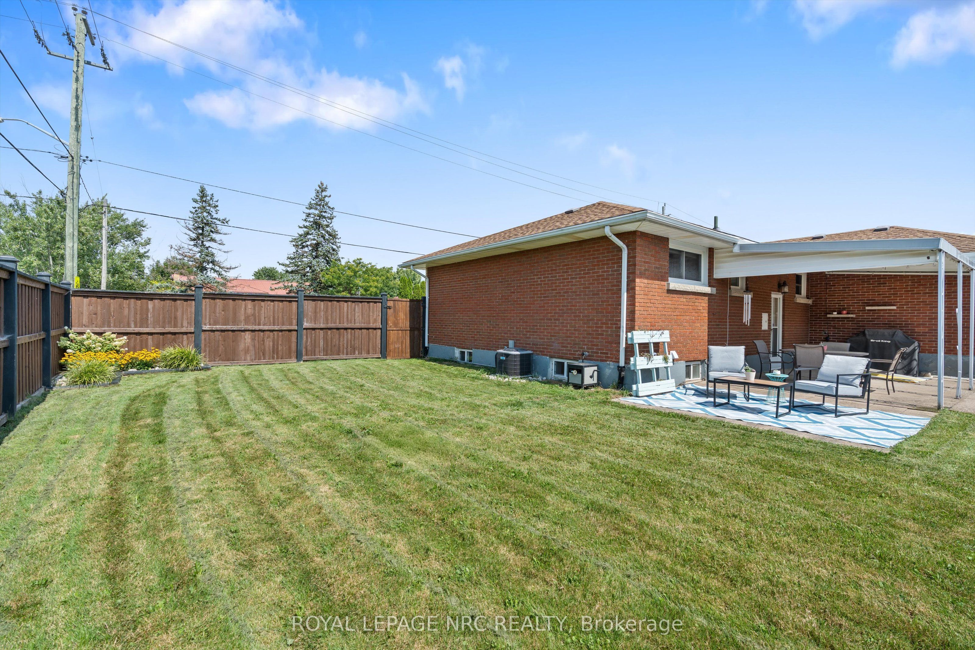 161 Catherine Street Property Photo 37