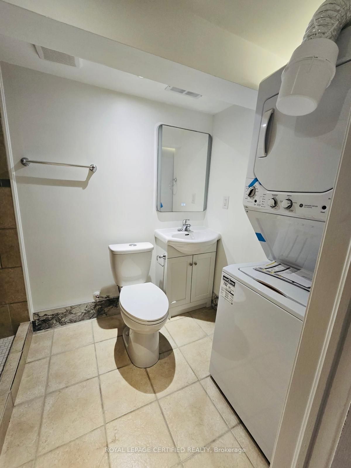 10 Fairleigh Avenue N Property Photo 33