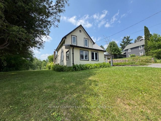 12 Hastings Street S Property Photo 15