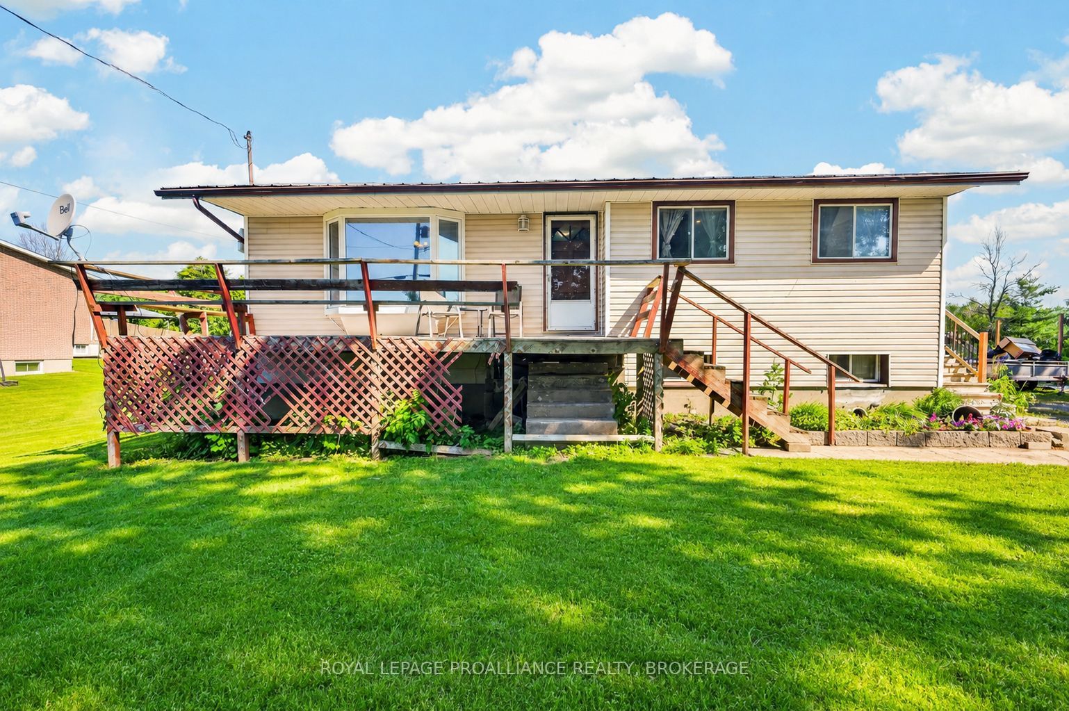 3670 Smith Road Property Photo 2