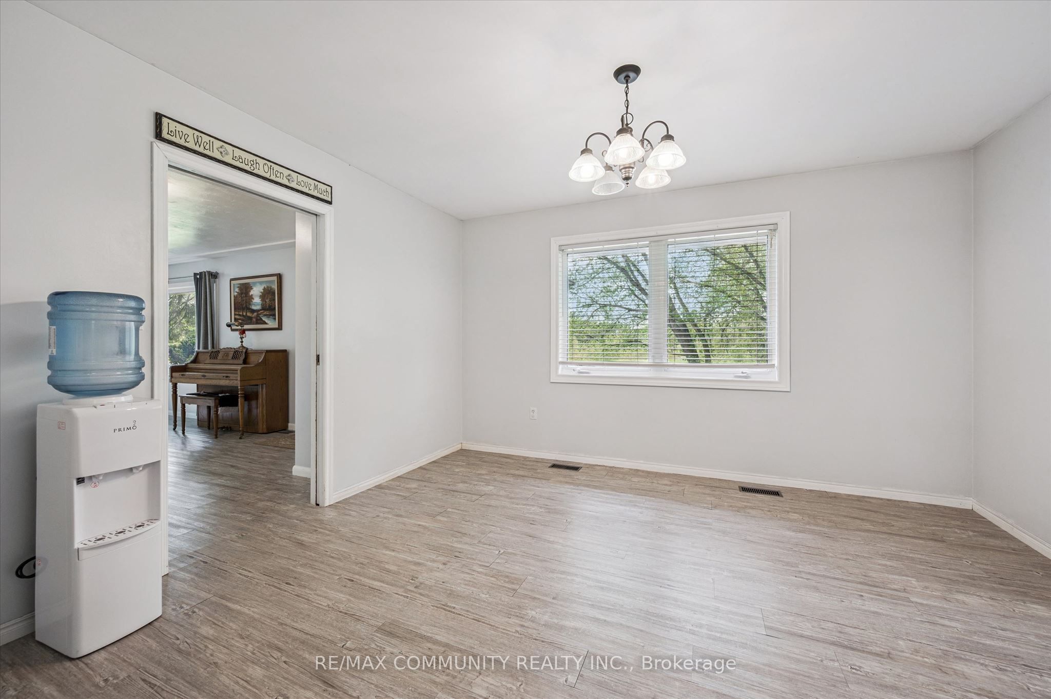 2063 George Street Property Photo 13