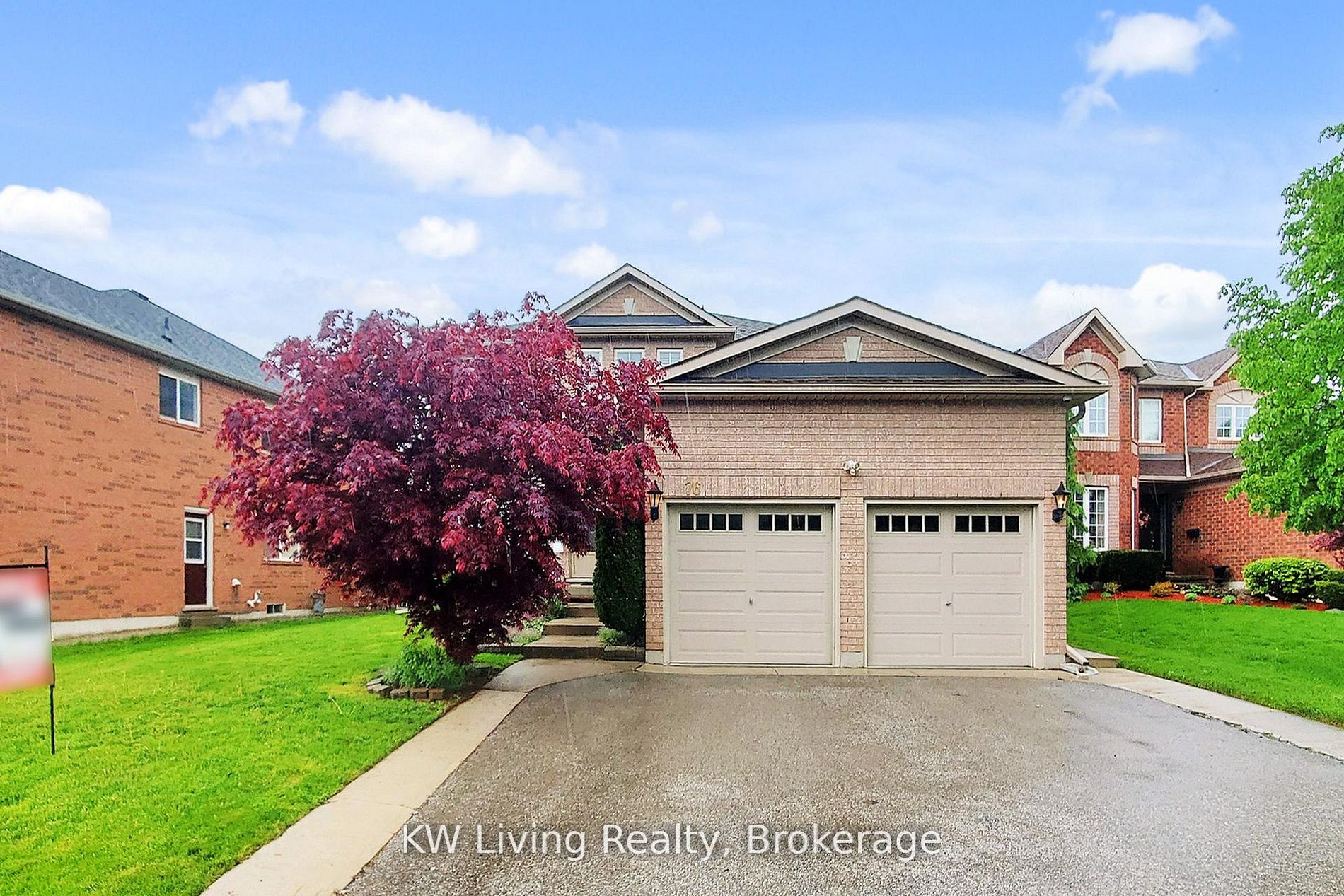 76 Spooner Crescent Property Photo 1