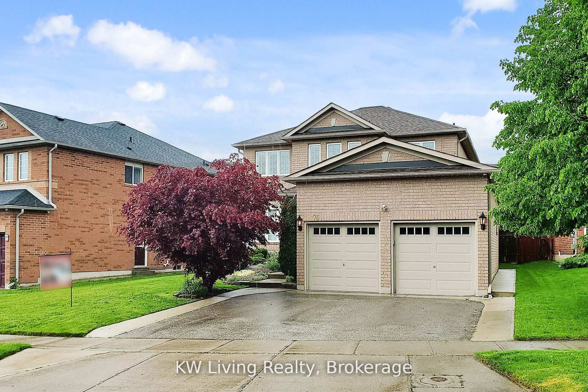 76 Spooner Crescent Property Photo 3