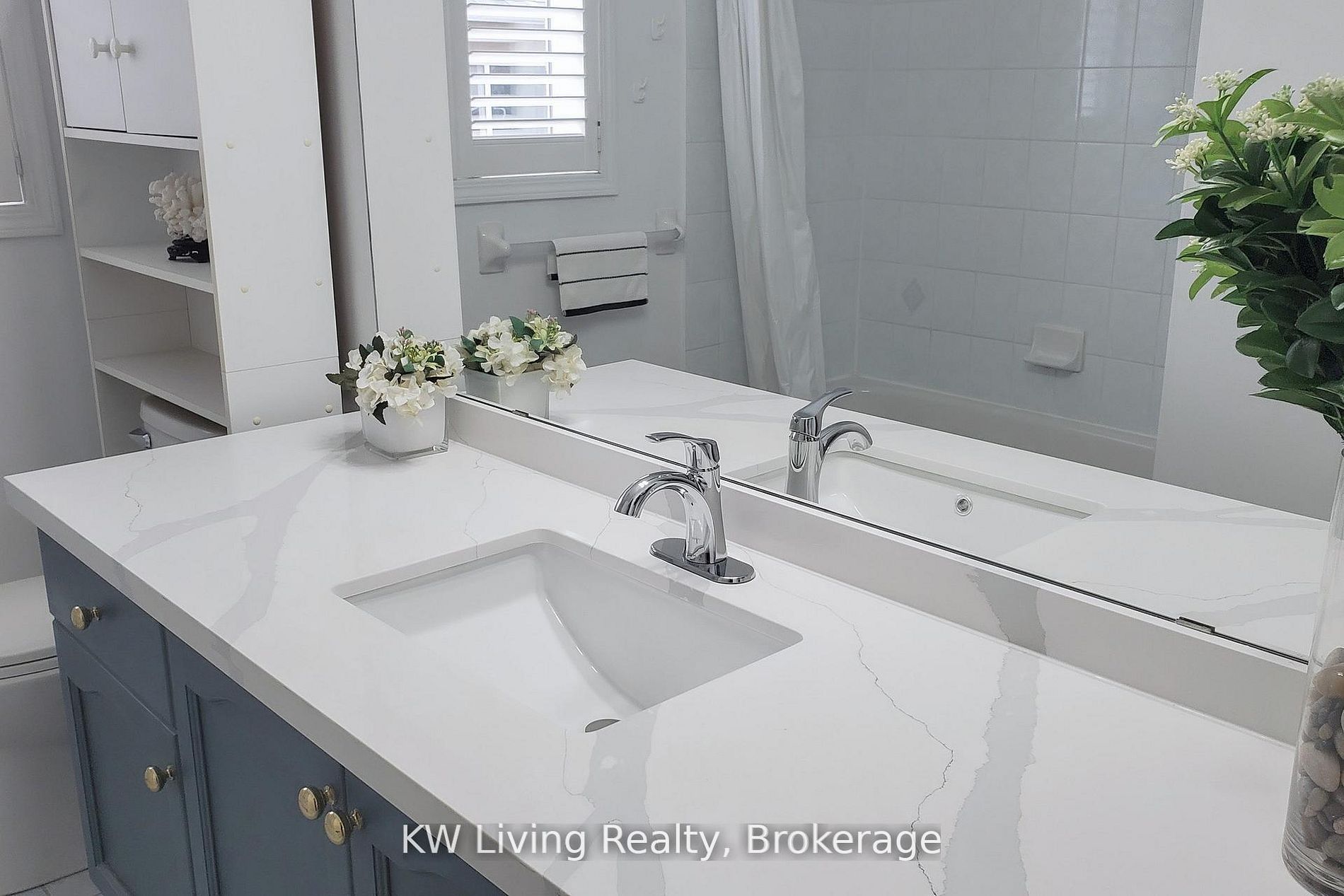 76 Spooner Crescent Property Photo 6