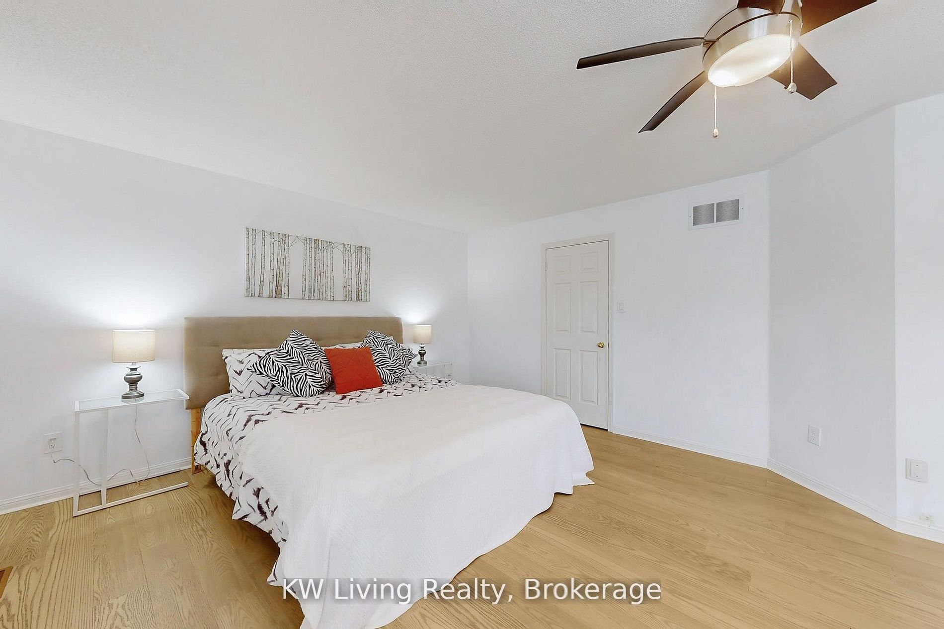 76 Spooner Crescent Property Photo 18