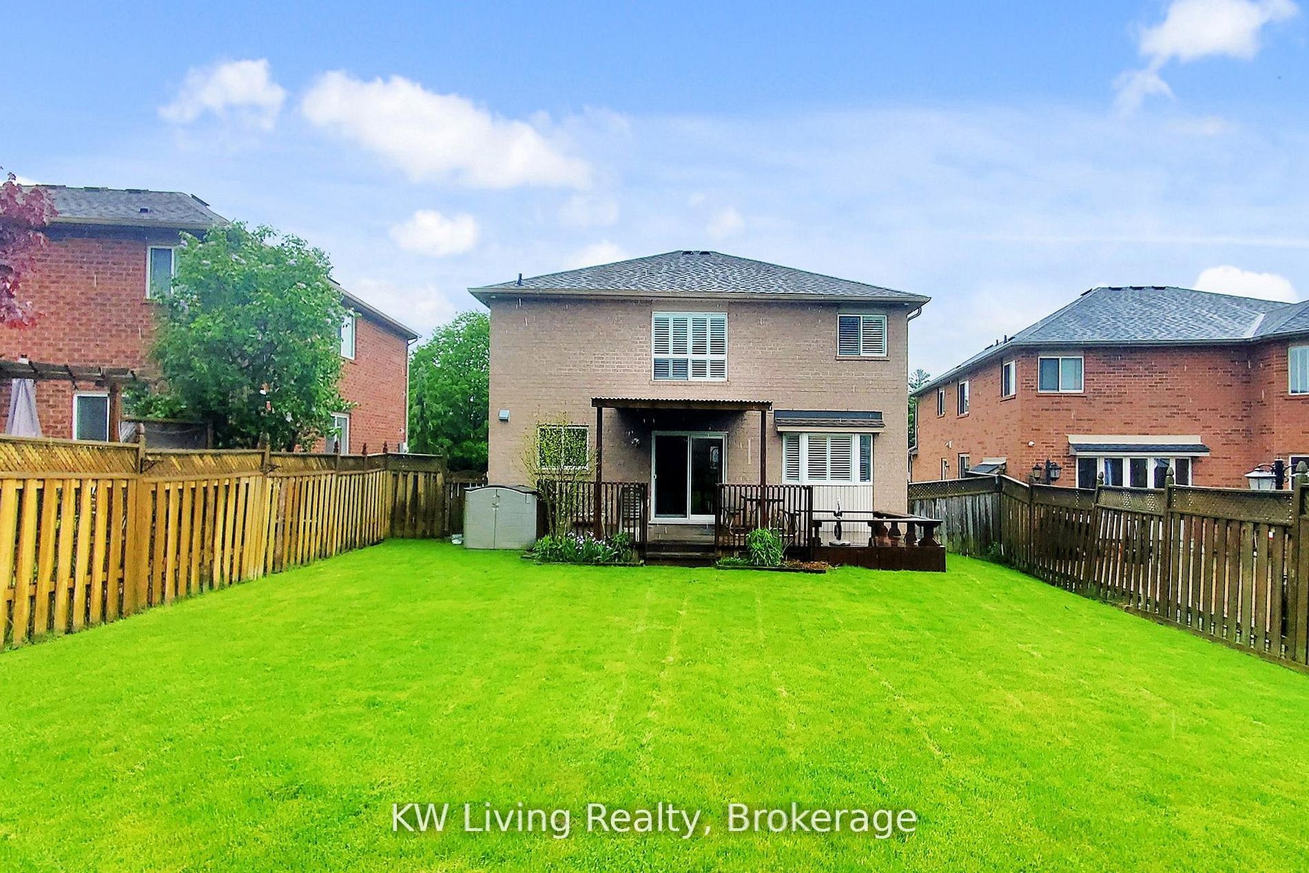 76 Spooner Crescent Property Photo 40