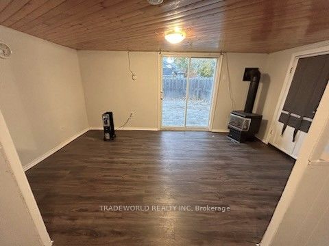 137 King Street Property Photo 3