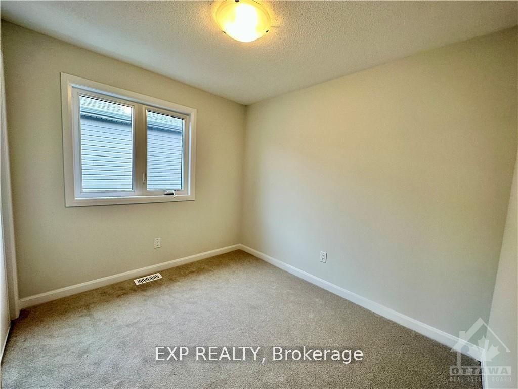 637 Hamsa Street Property Photo 16