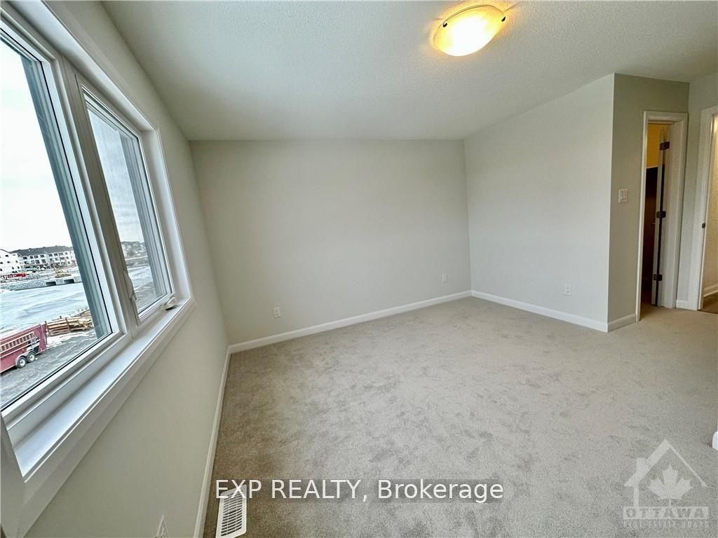 637 Hamsa Street Property Photo 18
