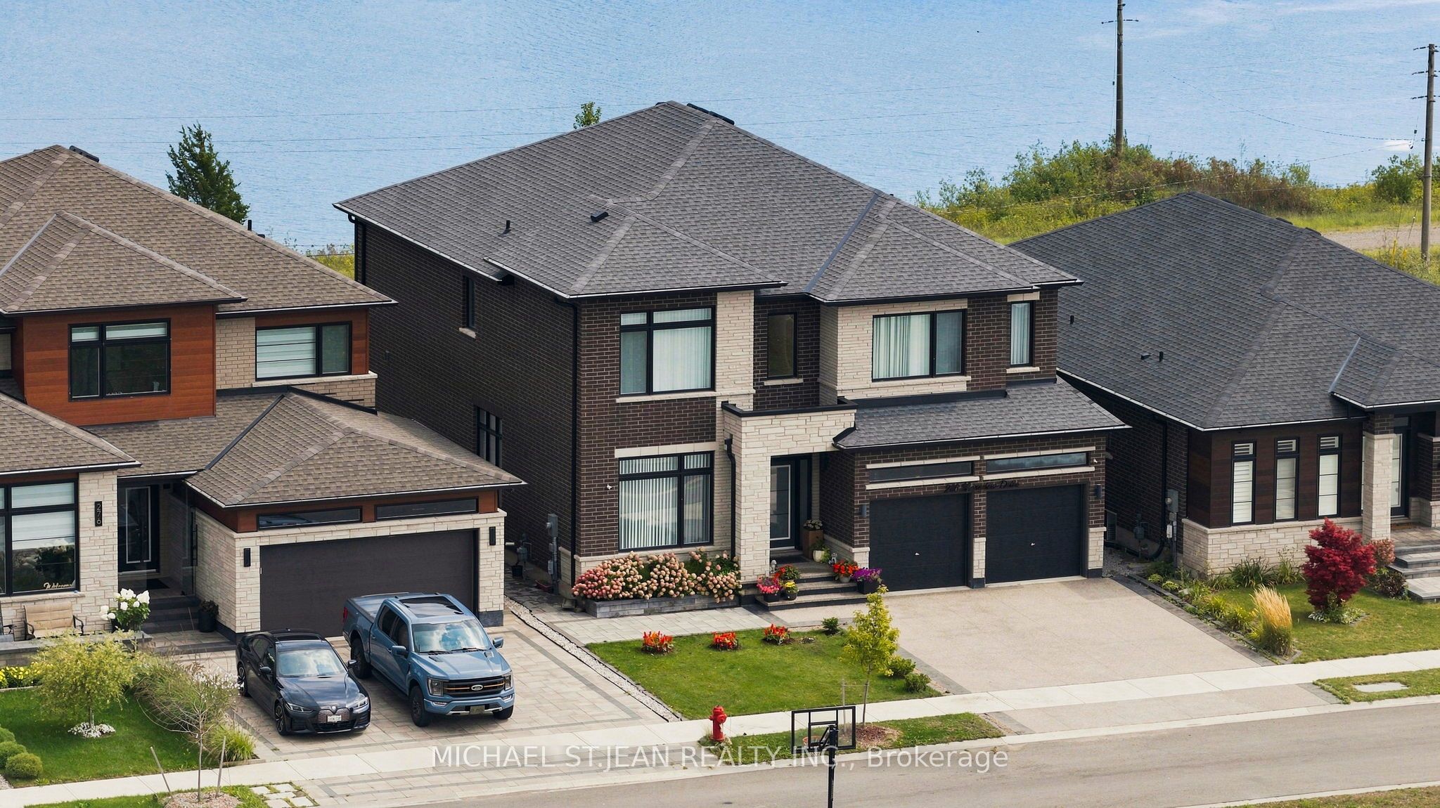 286 Shoreview Drive Property Photo 2