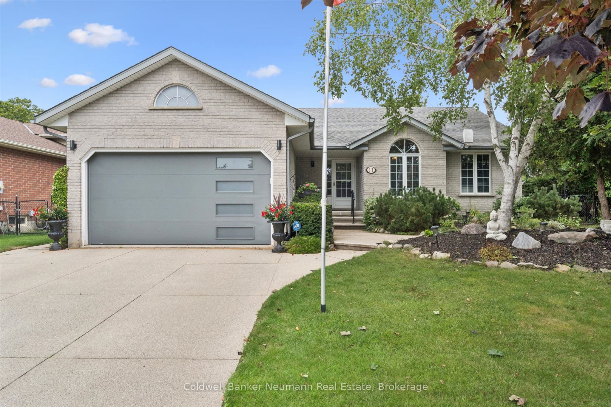 11 Keating Drive Property Photo 1