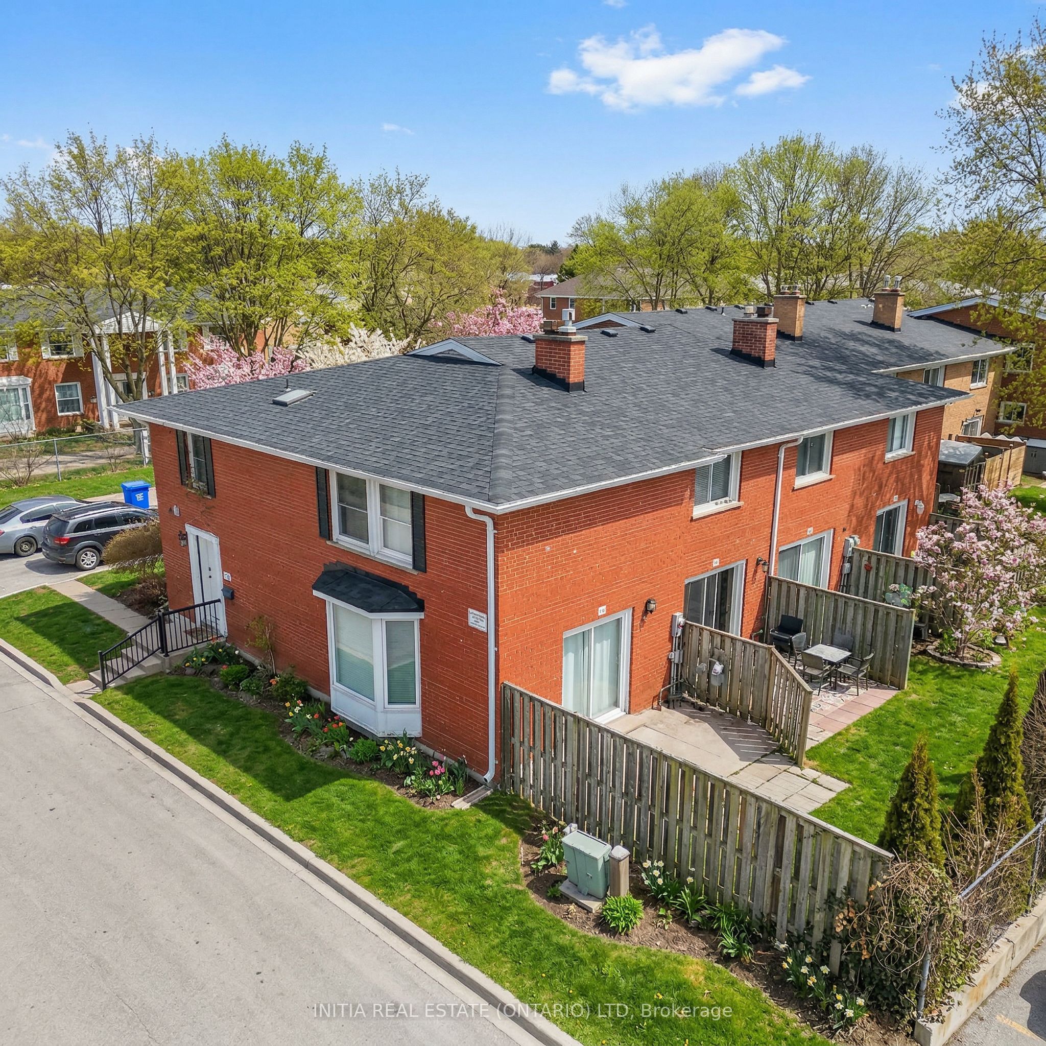 55 Arbour Glen Crescent 19 Property Photo 1