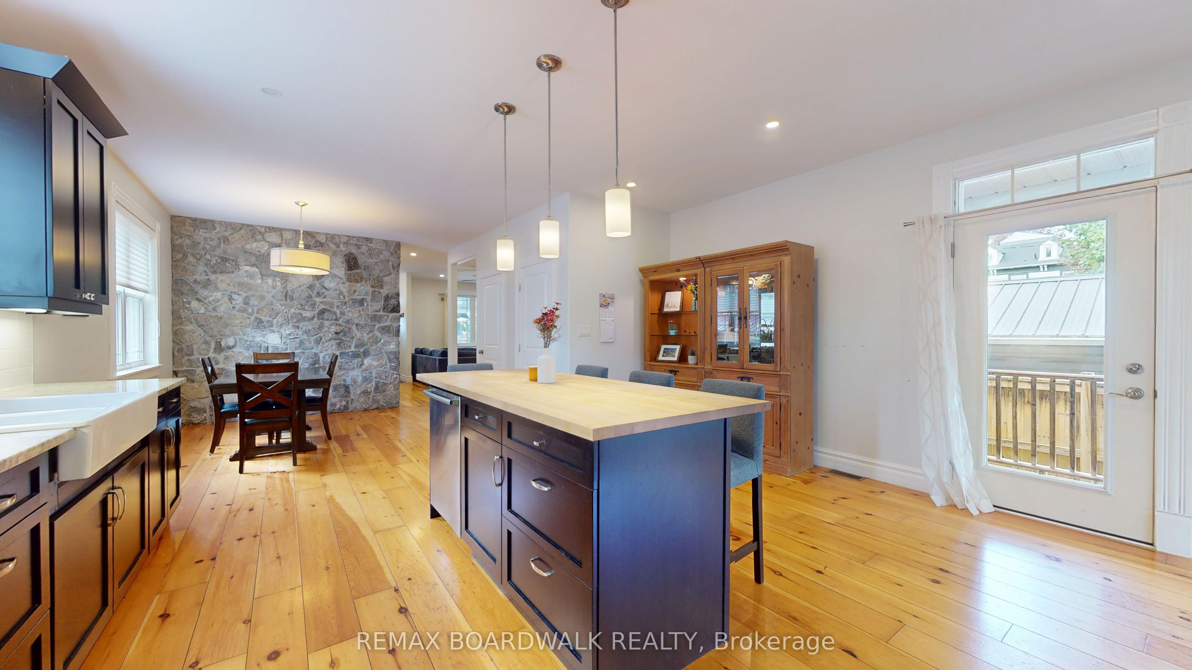 51 Ormond Street Property Photo 12