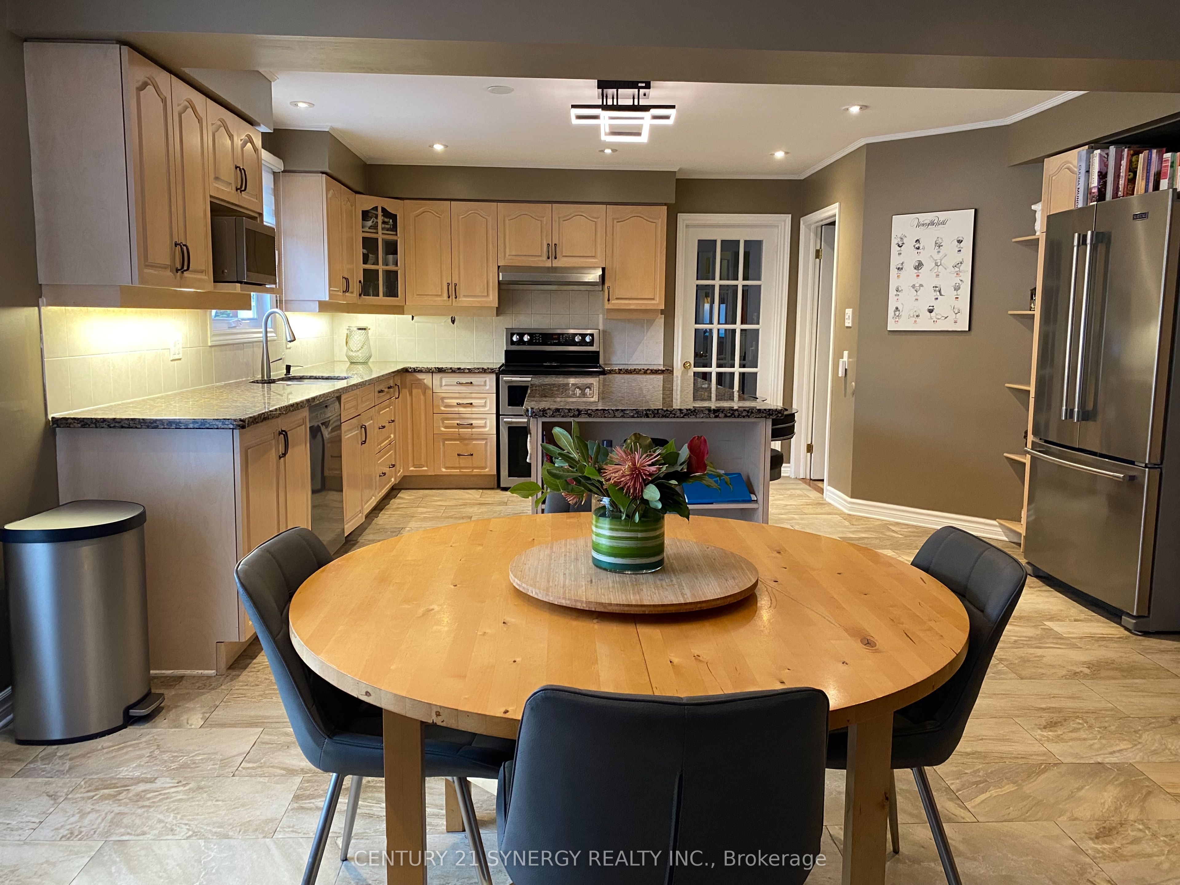 2298 Bowman Road Property Photo 11