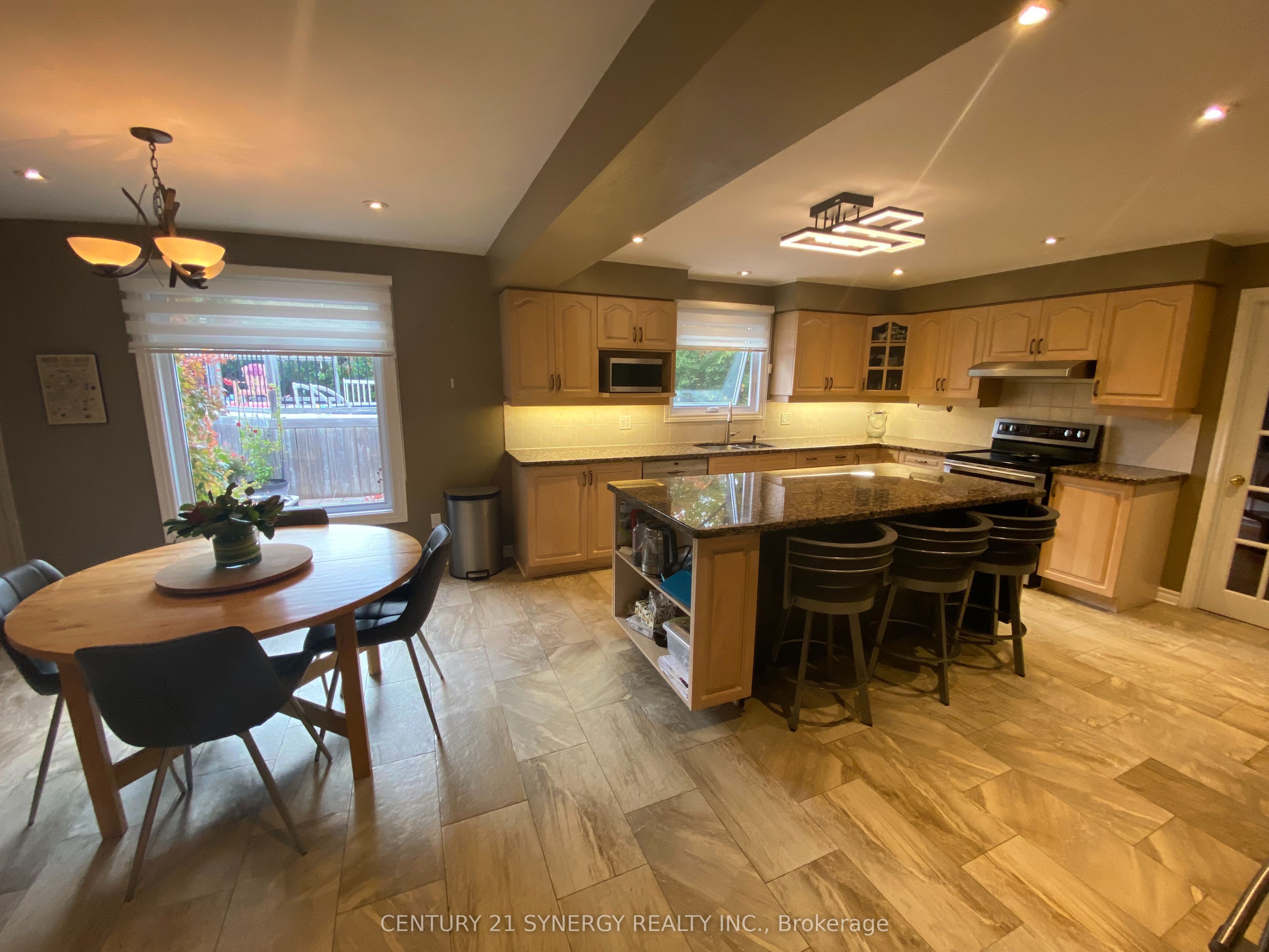 2298 Bowman Road Property Photo 15