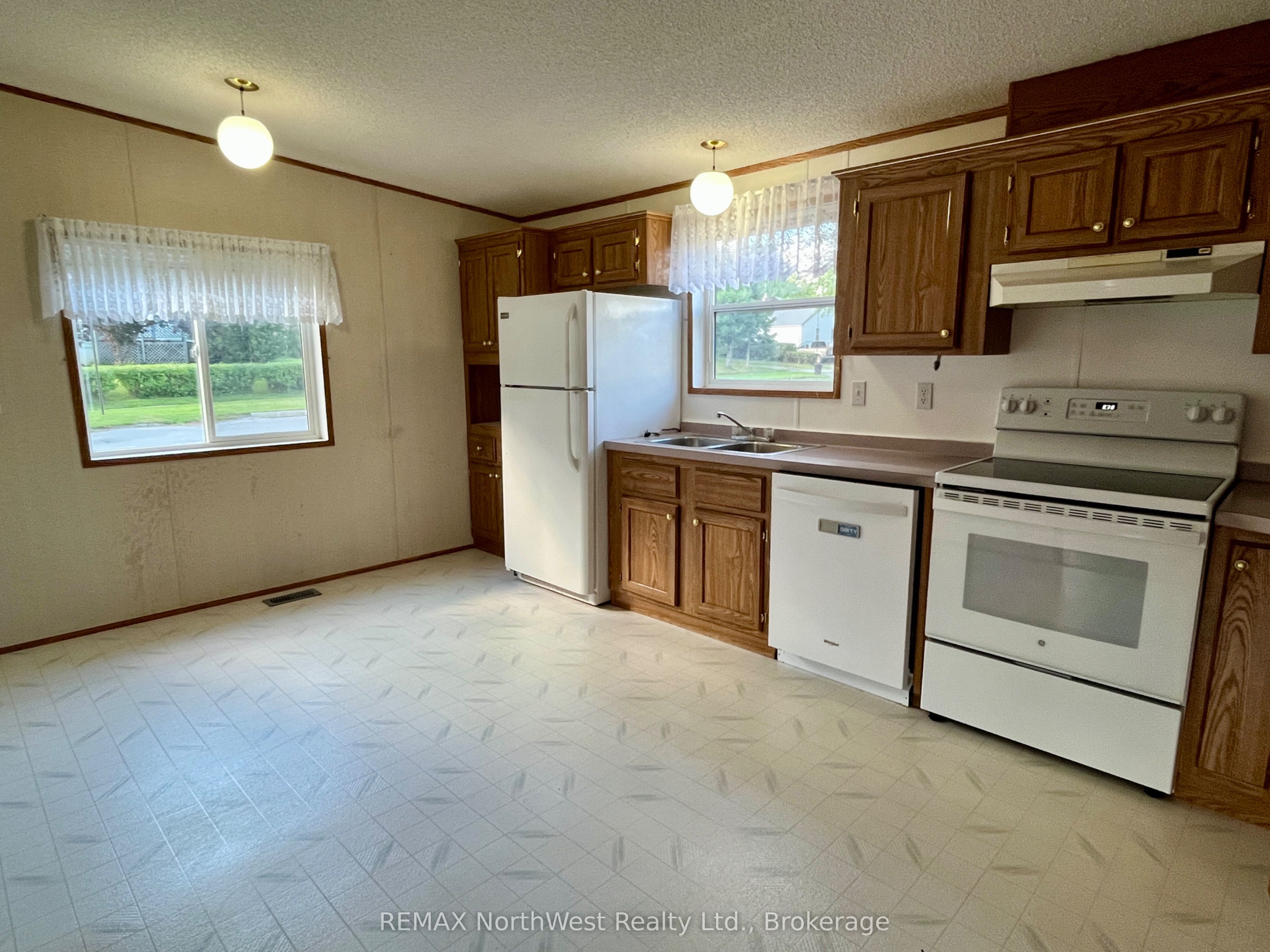 12 Rawn Road Property Photo 3