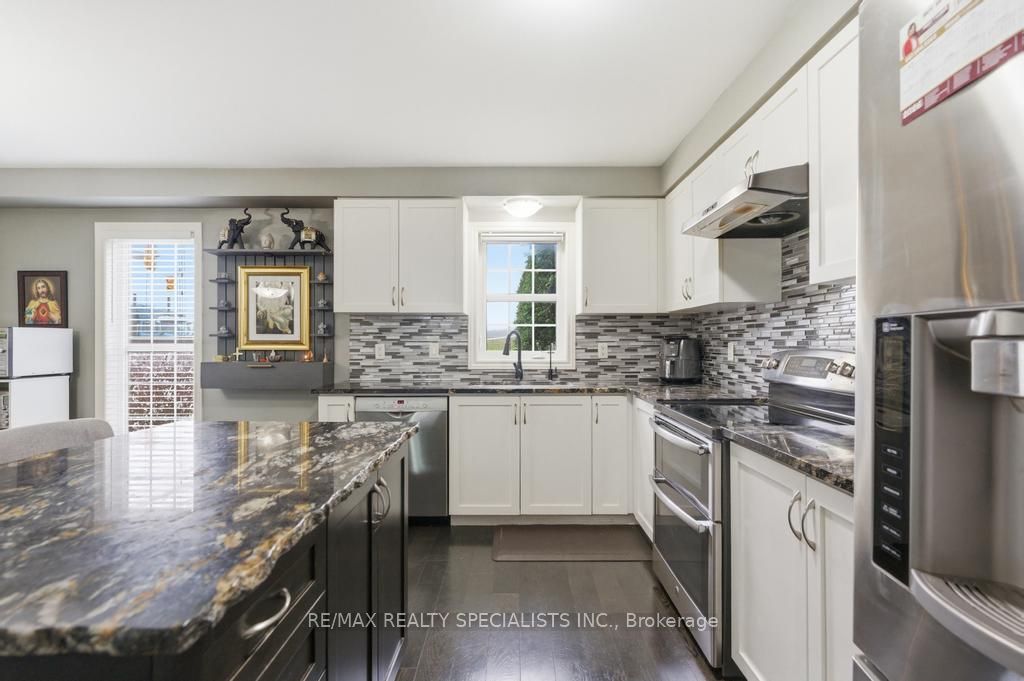 101 Frederick Drive 2 Property Photo 11