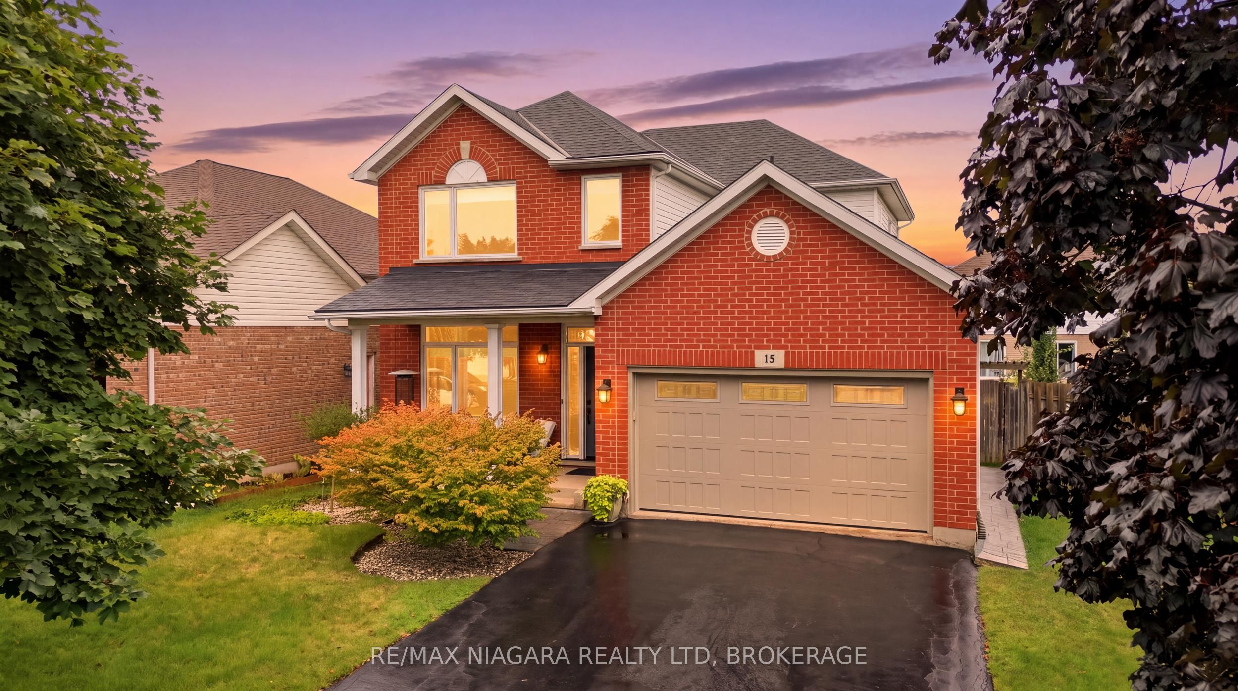 15 Cozocar Crescent Property Photo 1