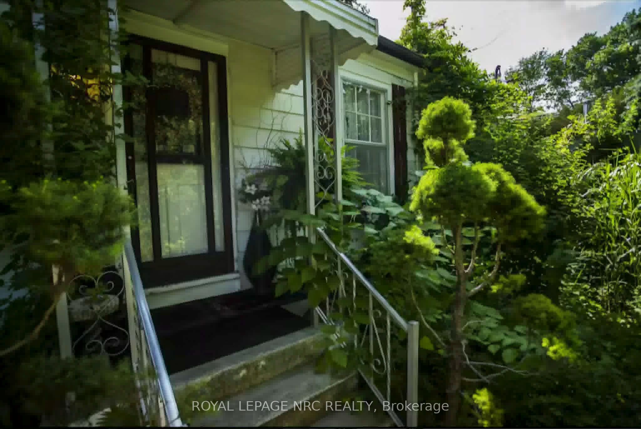 156 Mary Street Property Photo 2