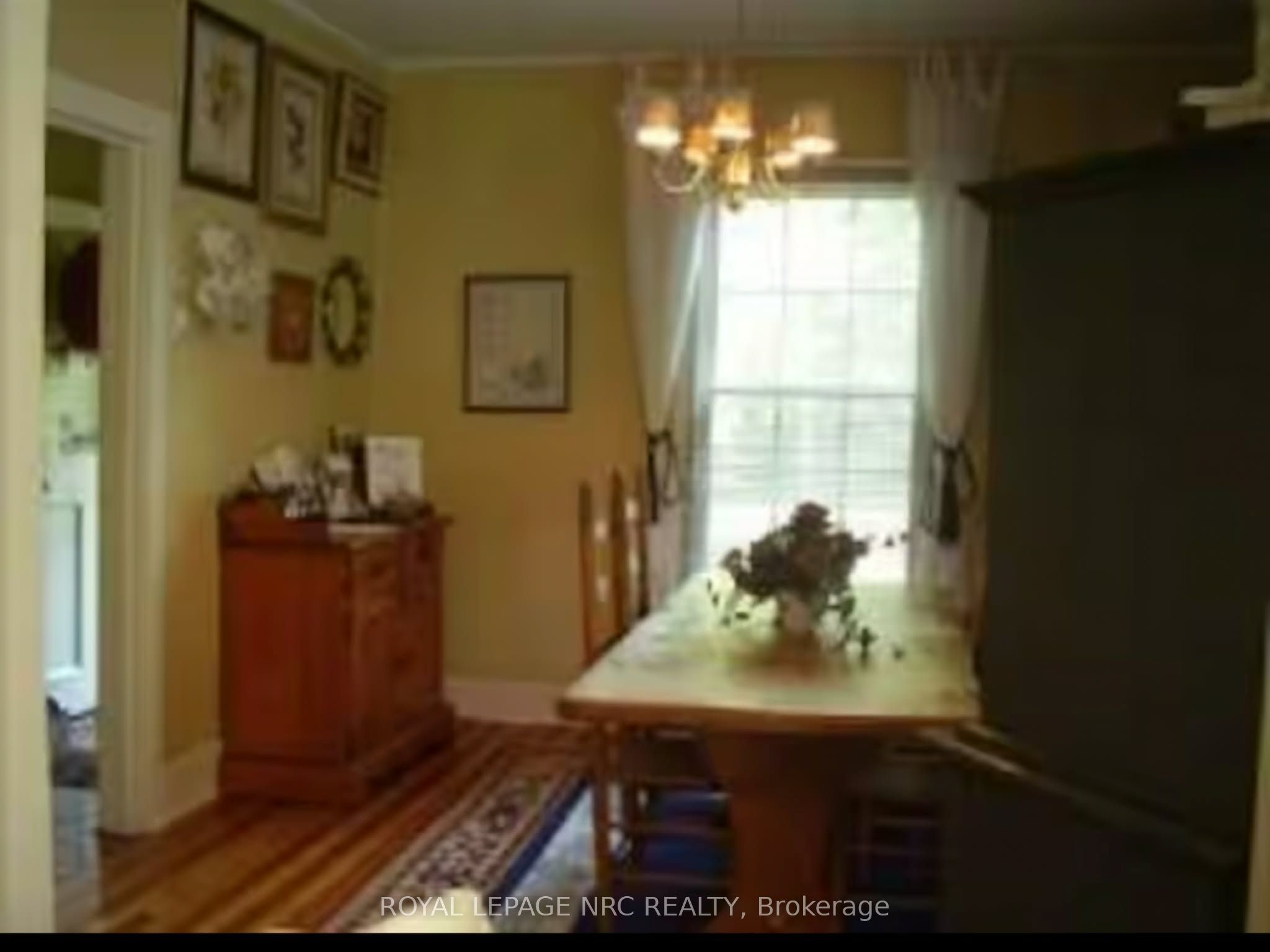 156 Mary Street Property Photo 4