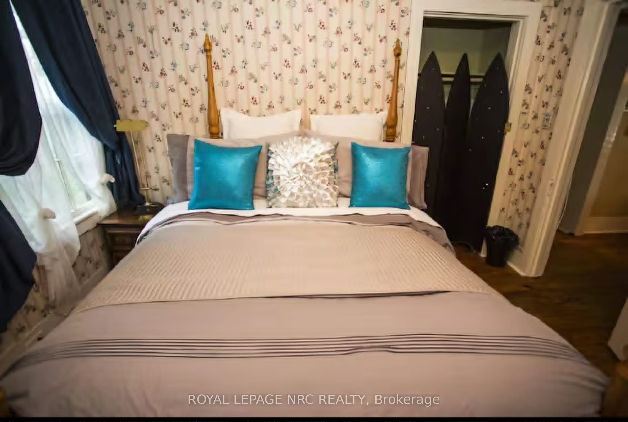 156 Mary Street Property Photo 8