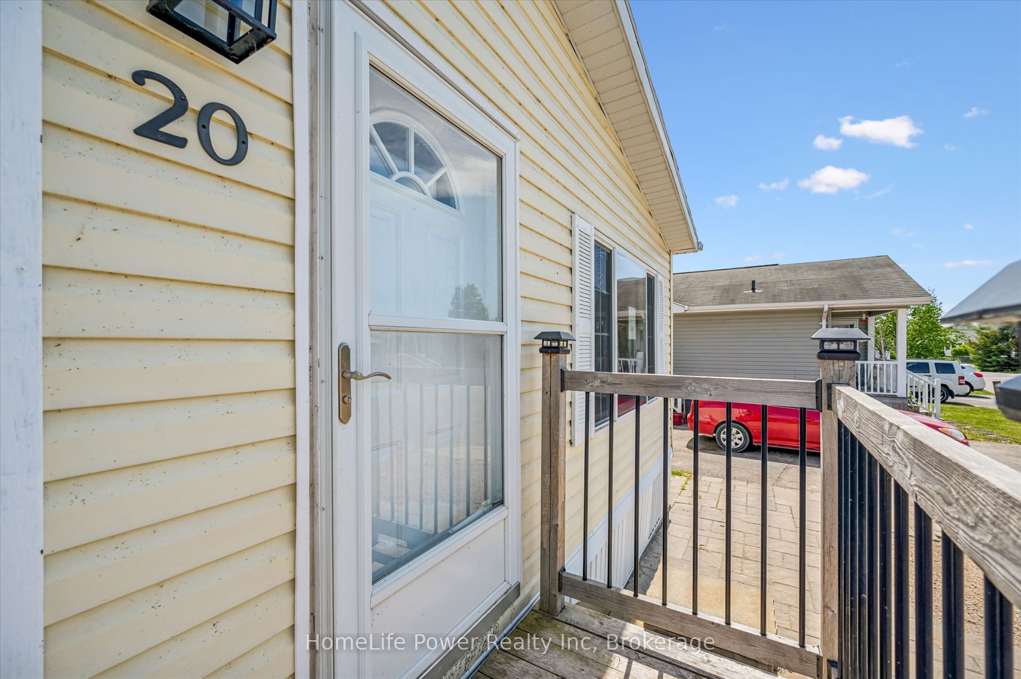20 Elm Street Property Photo 5