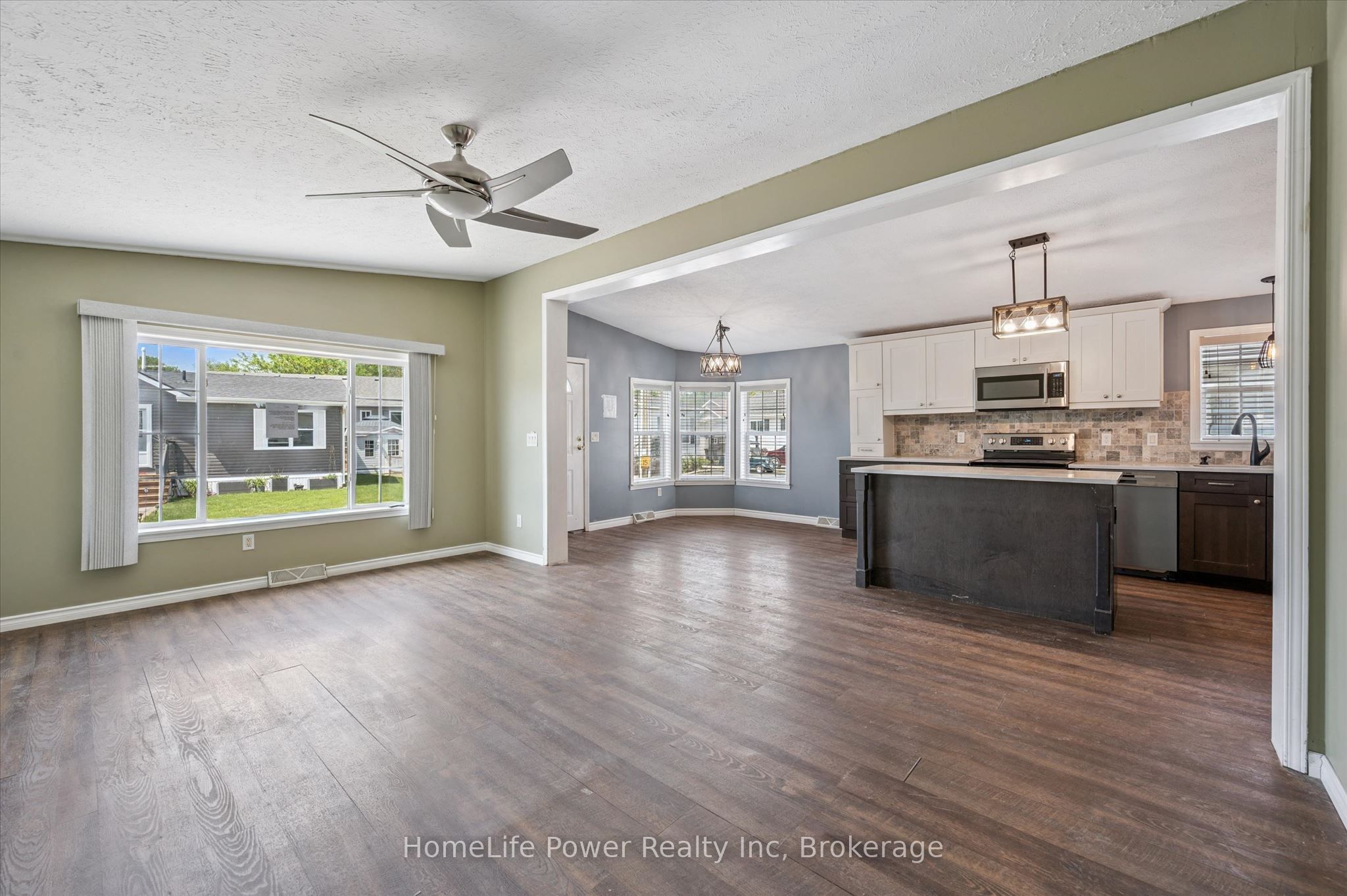 20 Elm Street Property Photo 8