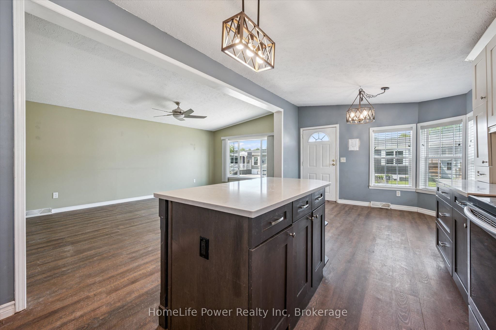 20 Elm Street Property Photo 13