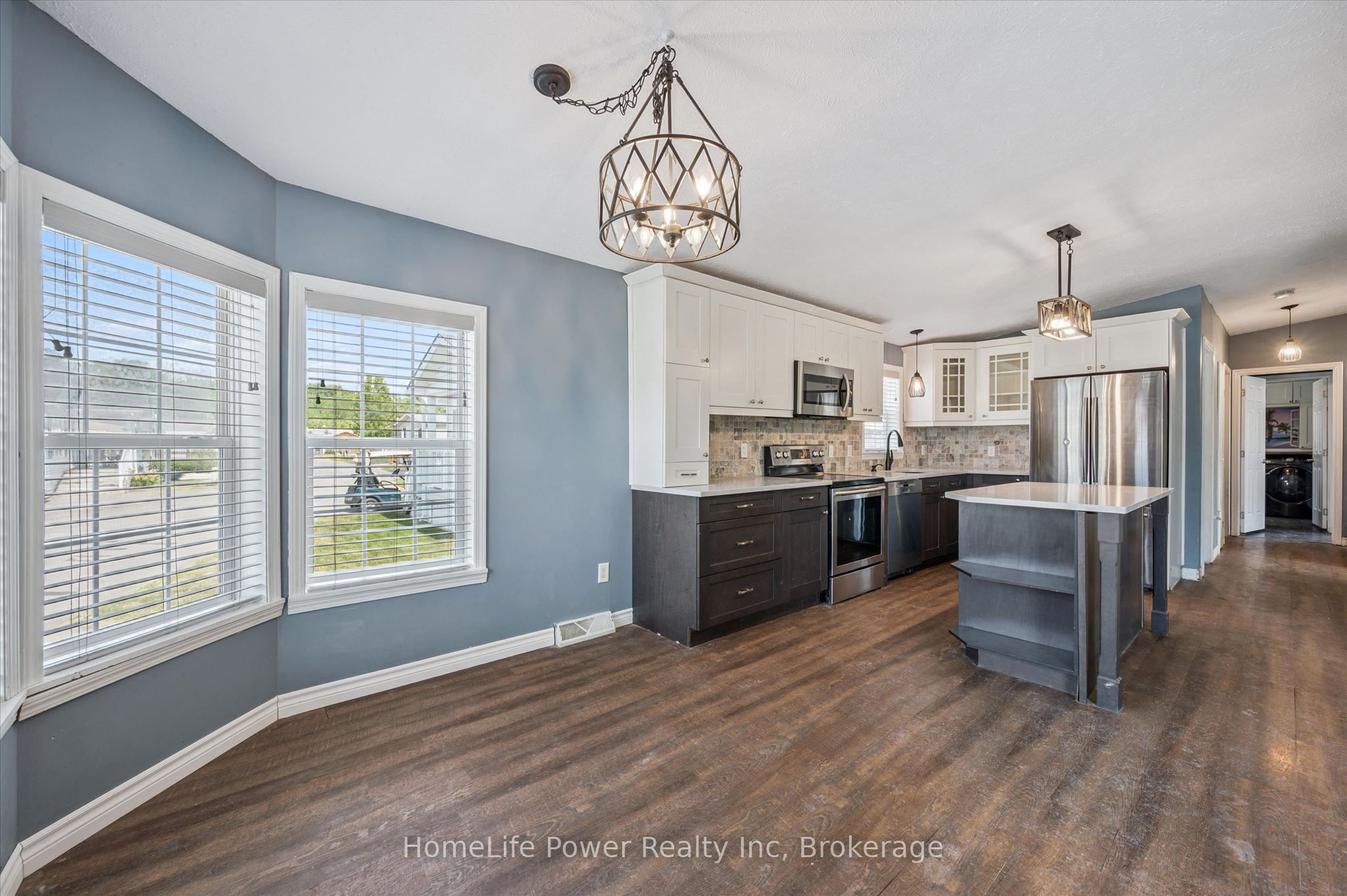 20 Elm Street Property Photo 15