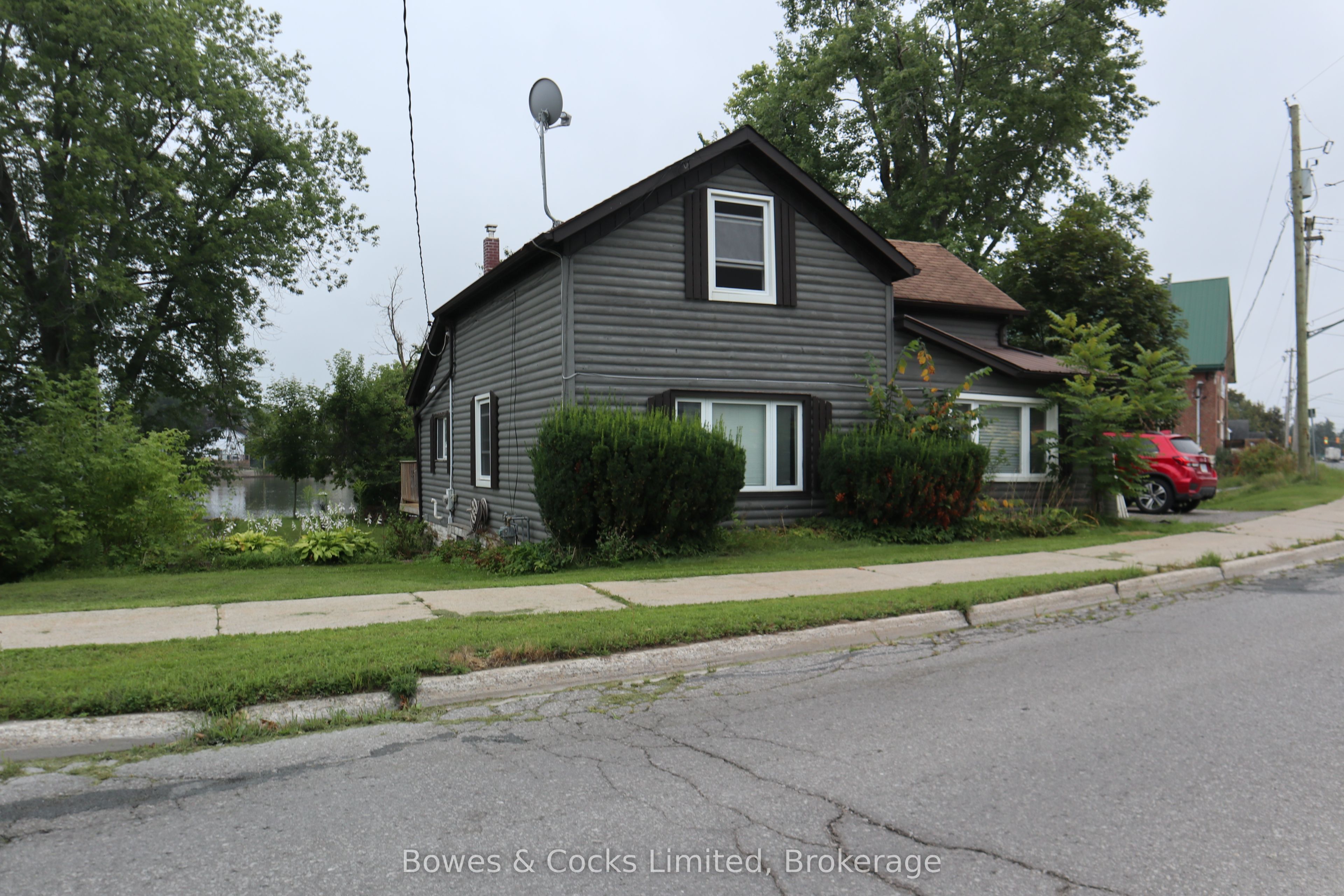103 Queen Street Property Photo 1