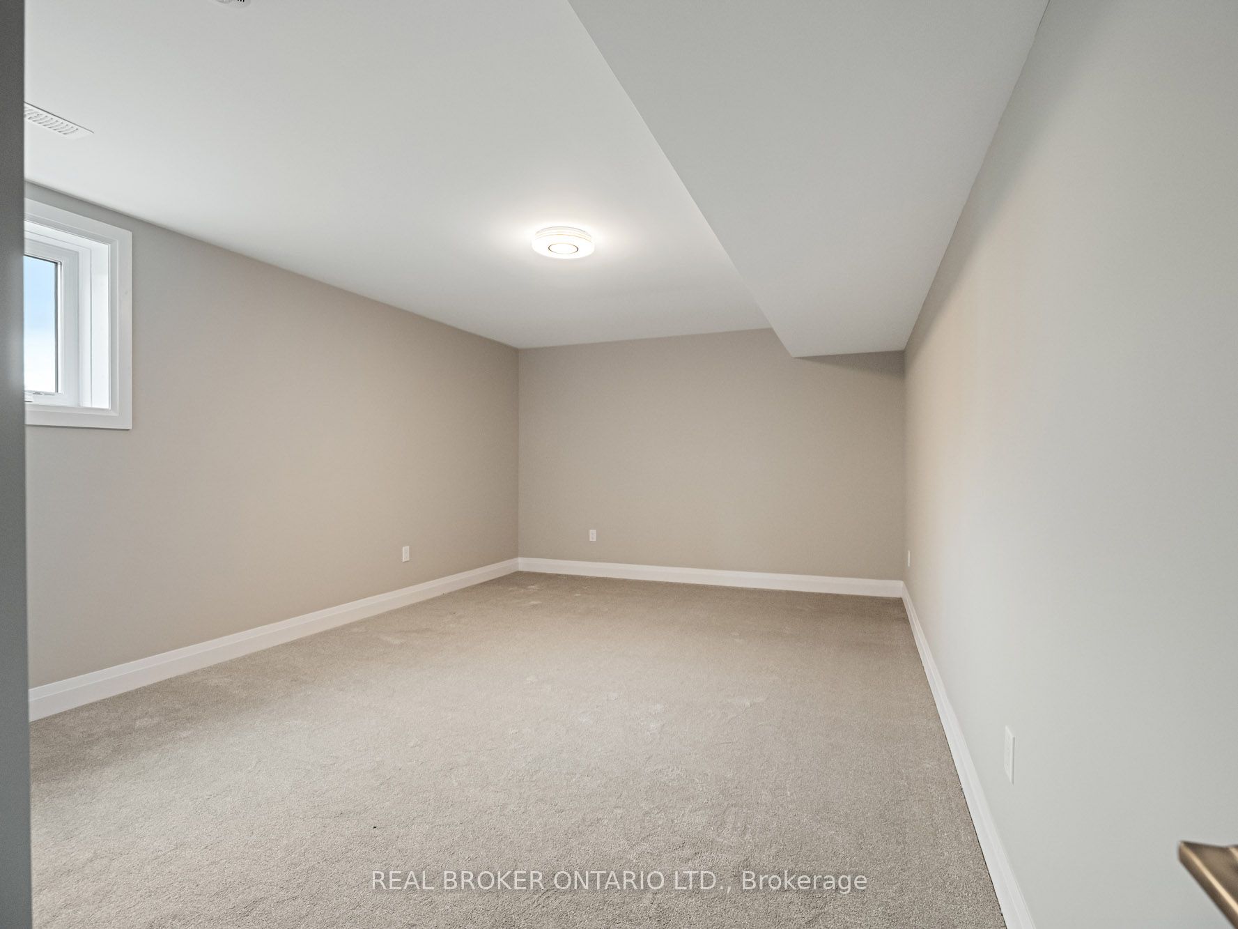 149 Willowbrook Drive Property Photo 30