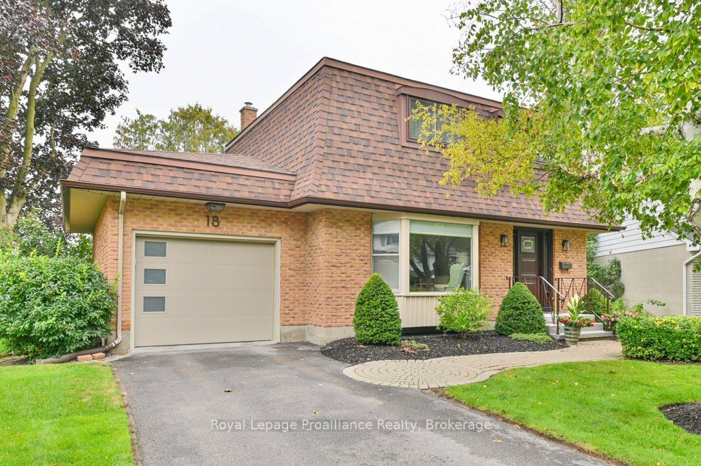 18 Conger Place Property Photo 1