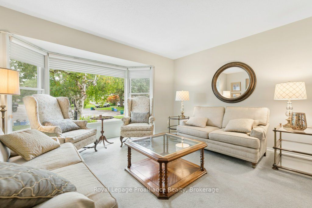 18 Conger Place Property Photo 10