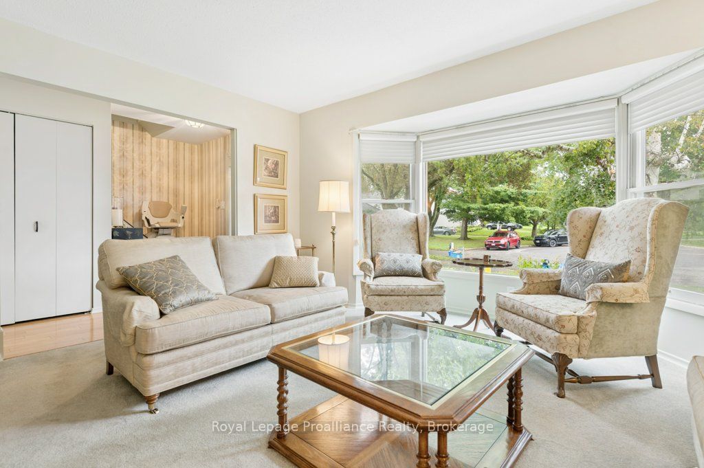 18 Conger Place Property Photo 11