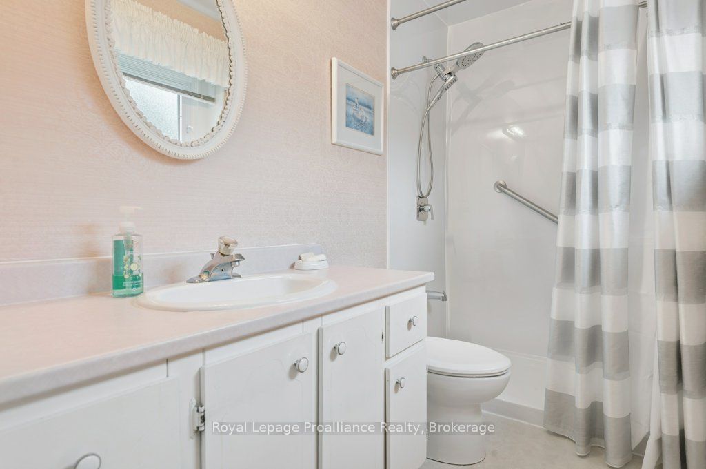 18 Conger Place Property Photo 25