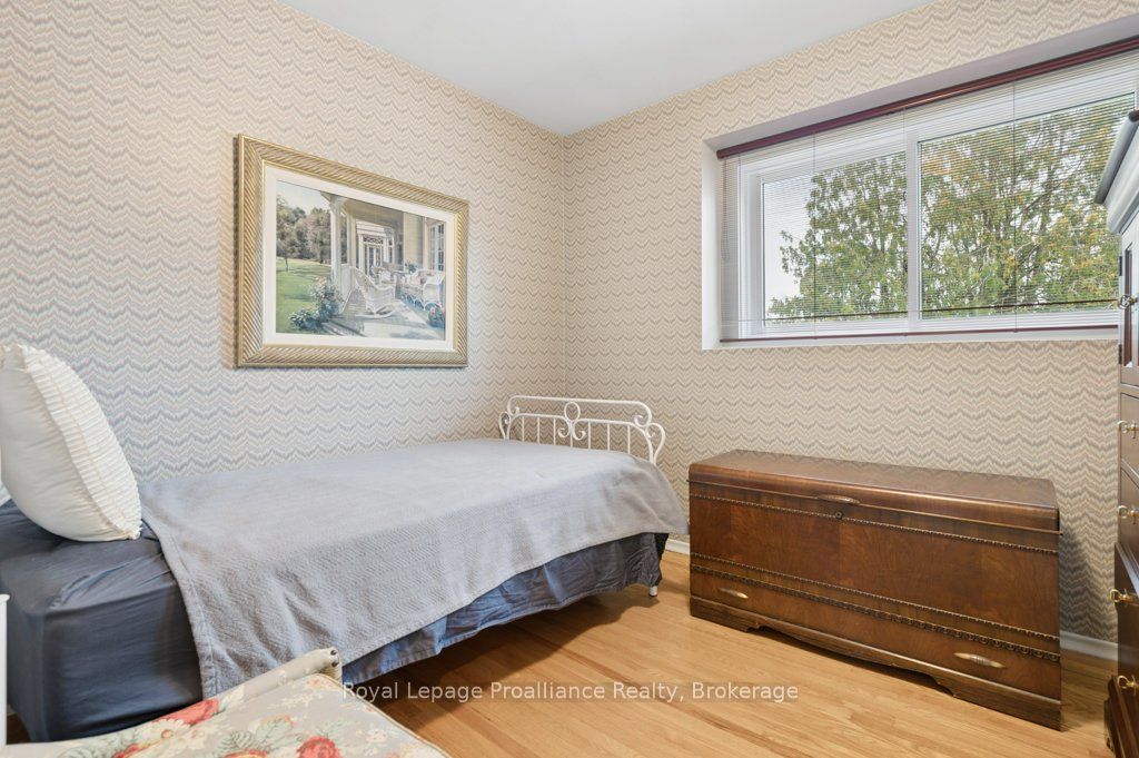 18 Conger Place Property Photo 27