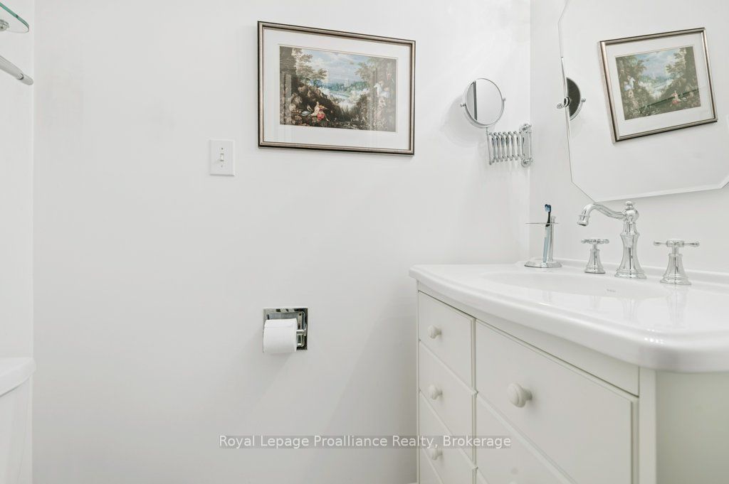 18 Conger Place Property Photo 30