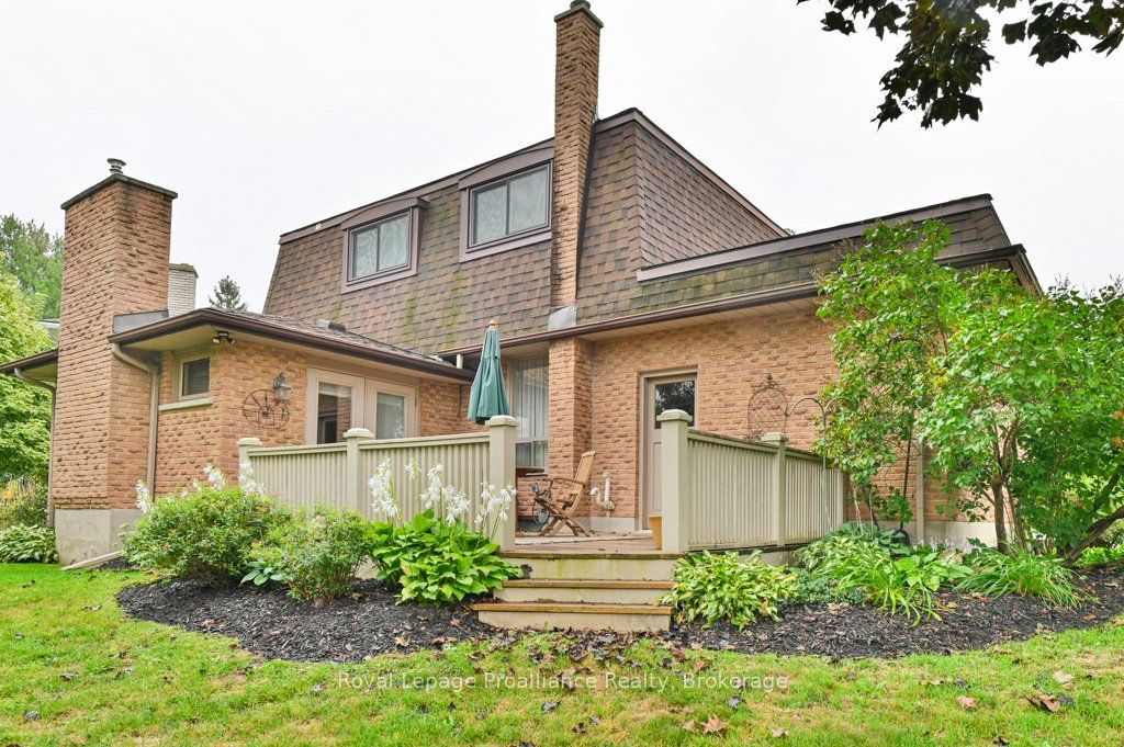 18 Conger Place Property Photo 41