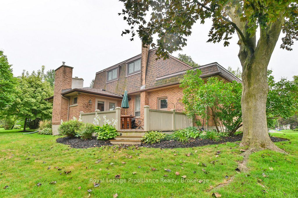 18 Conger Place Property Photo 42