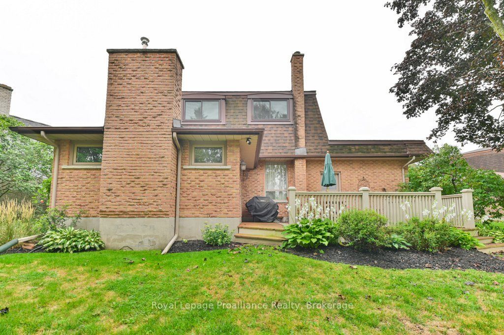 18 Conger Place Property Photo 43