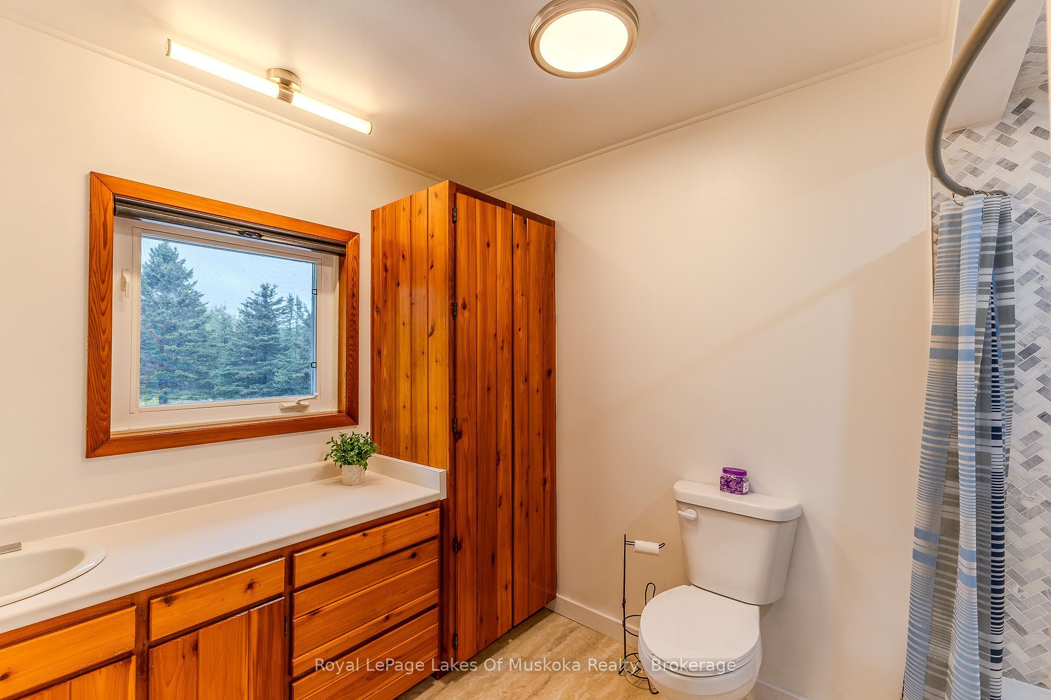 341 Woods Road Property Photo 32