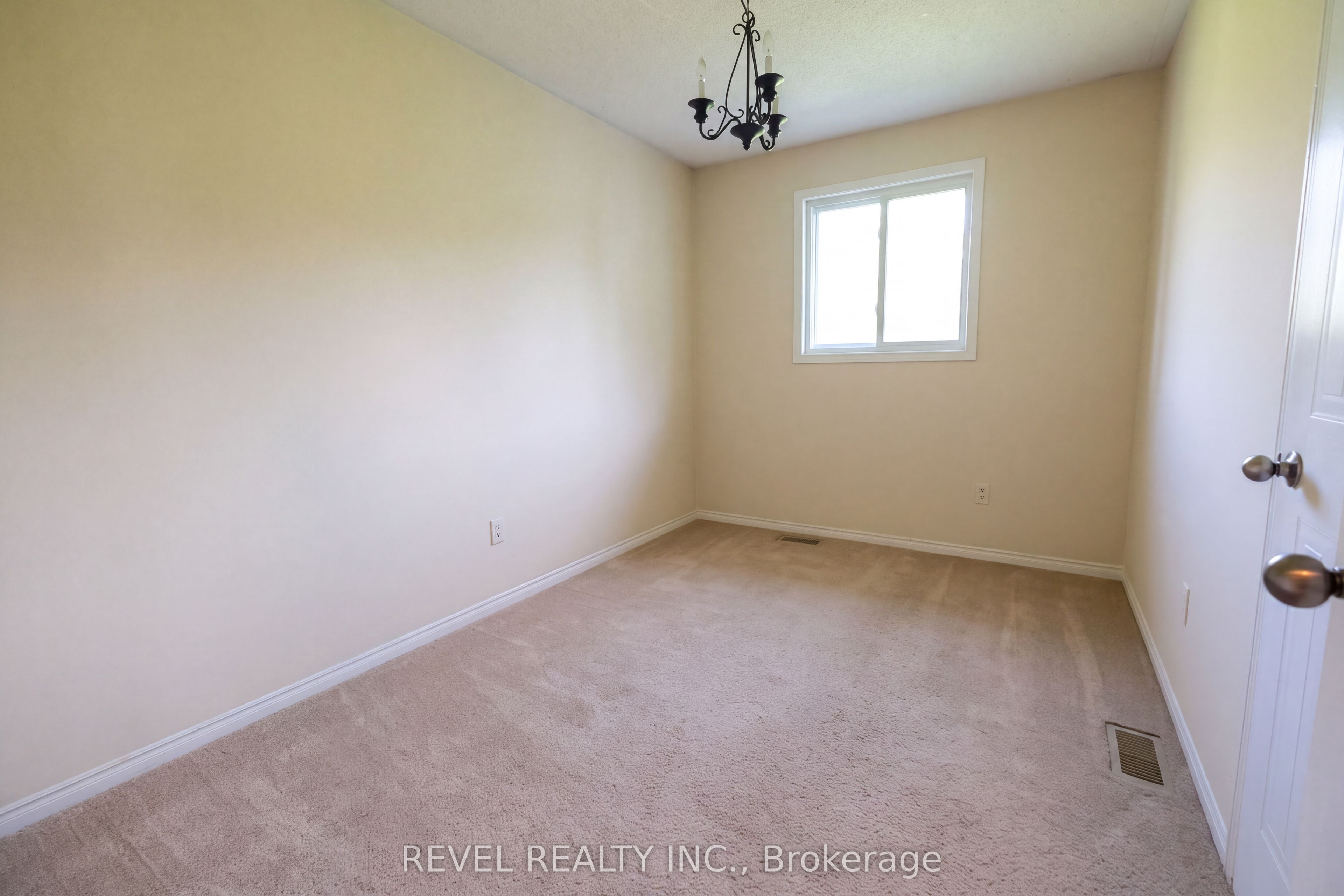 176 Towerhill Road Property Photo 10