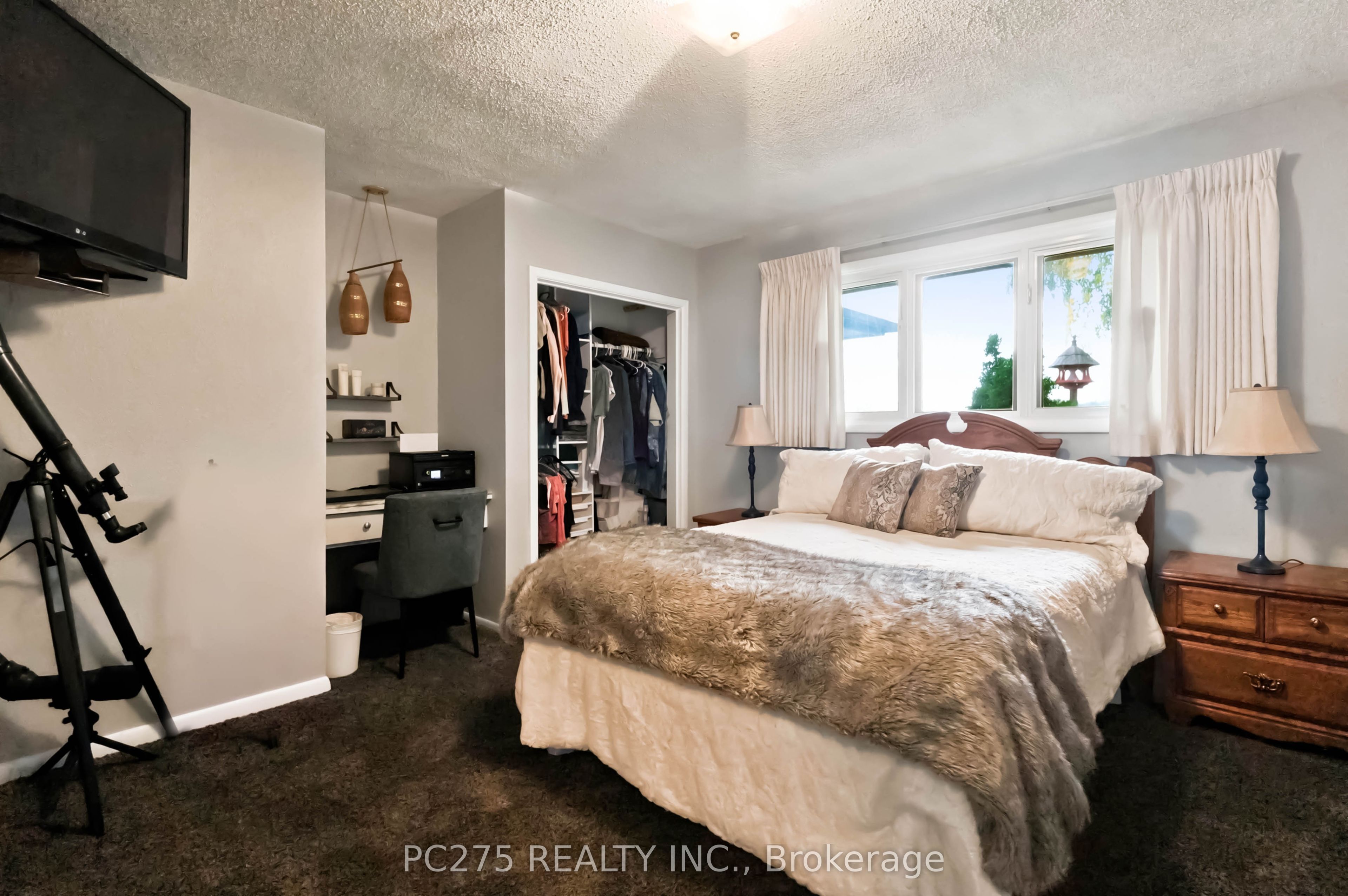 15195 Nine Mile Road Property Photo 16
