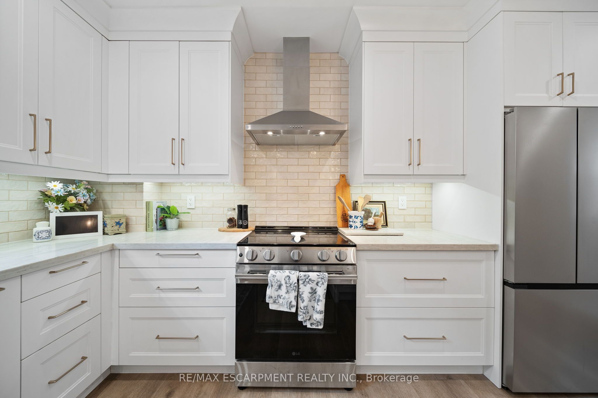 80 Sarah Street Property Photo 14