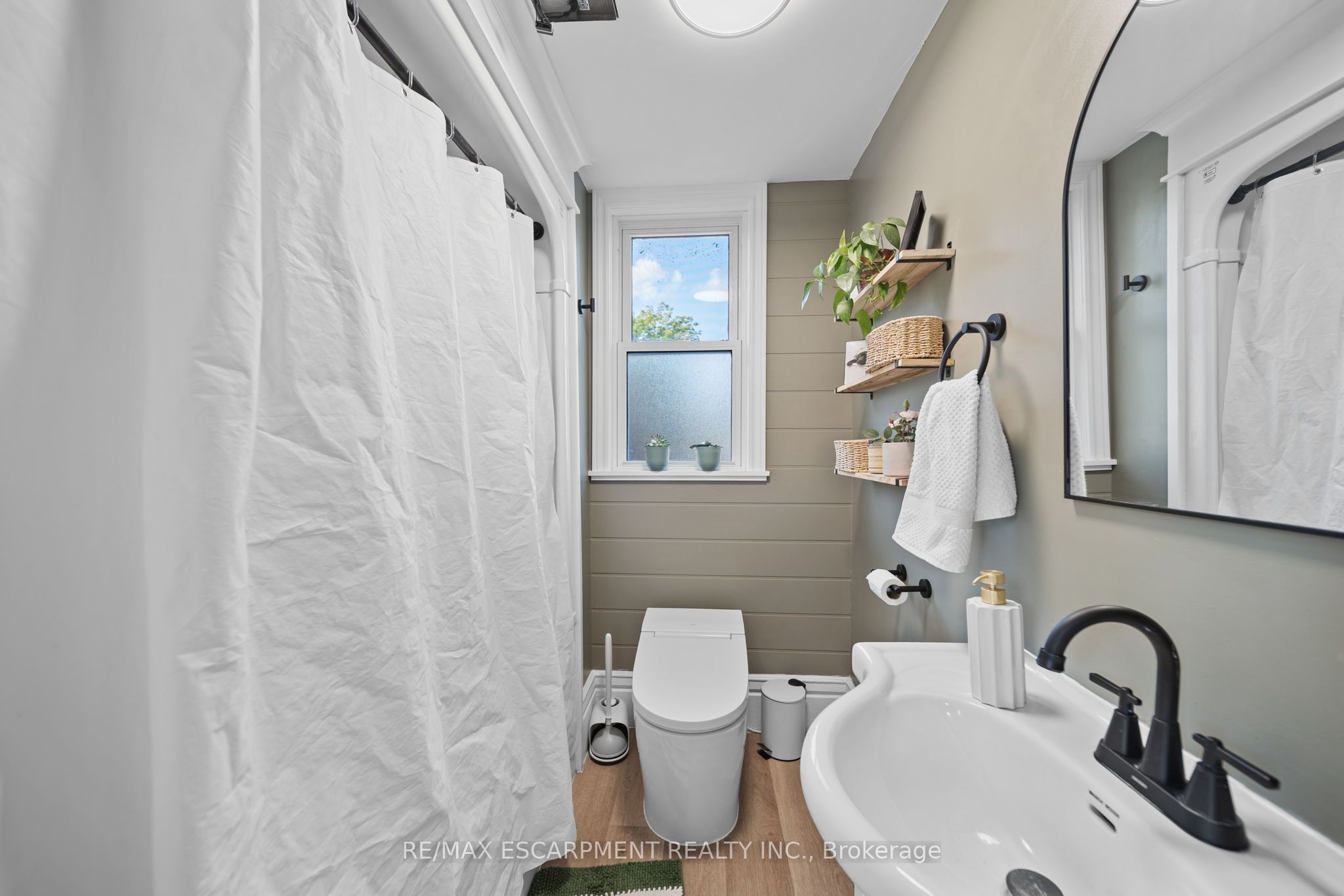 80 Sarah Street Property Photo 25