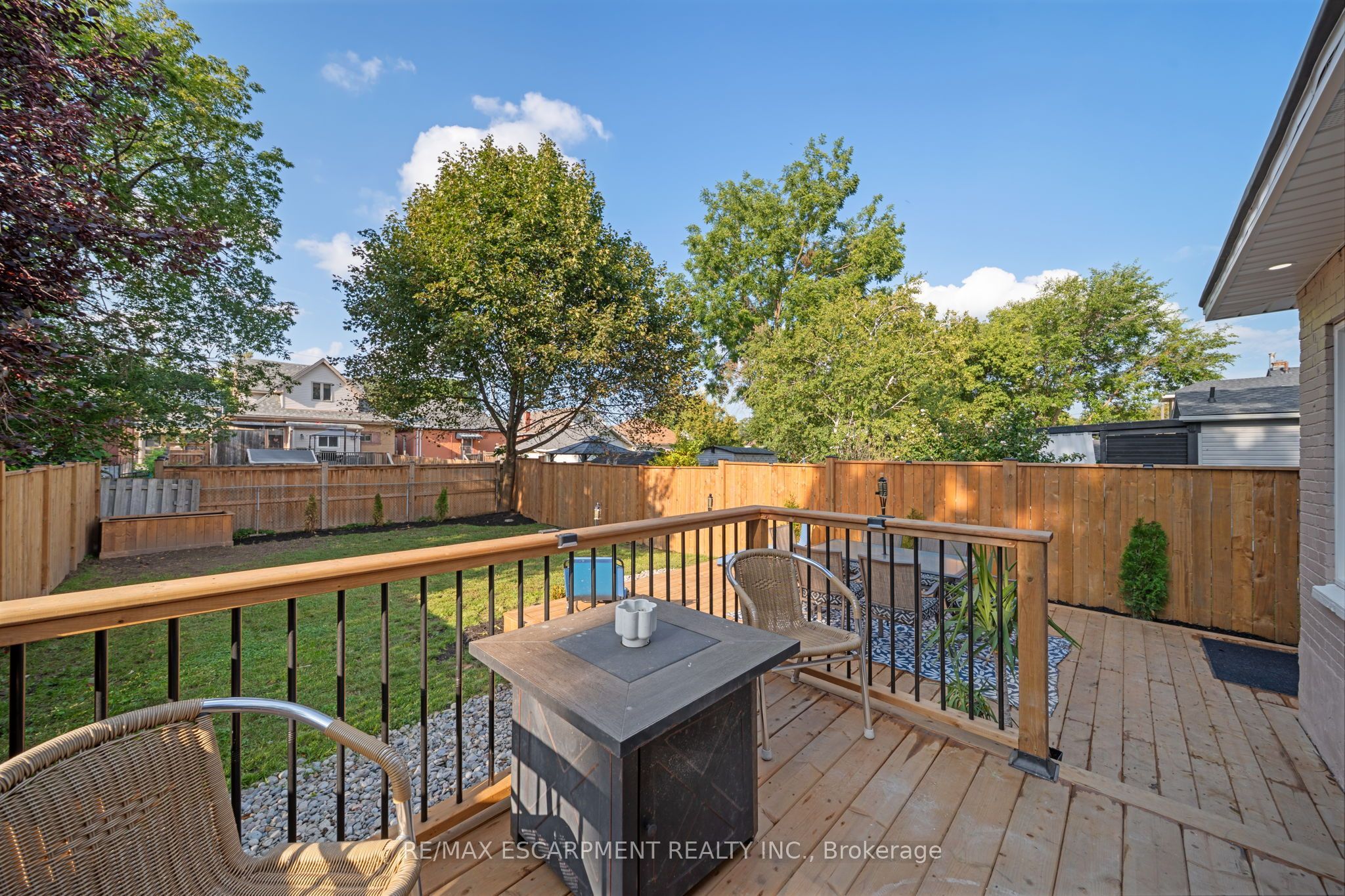 80 Sarah Street Property Photo 33