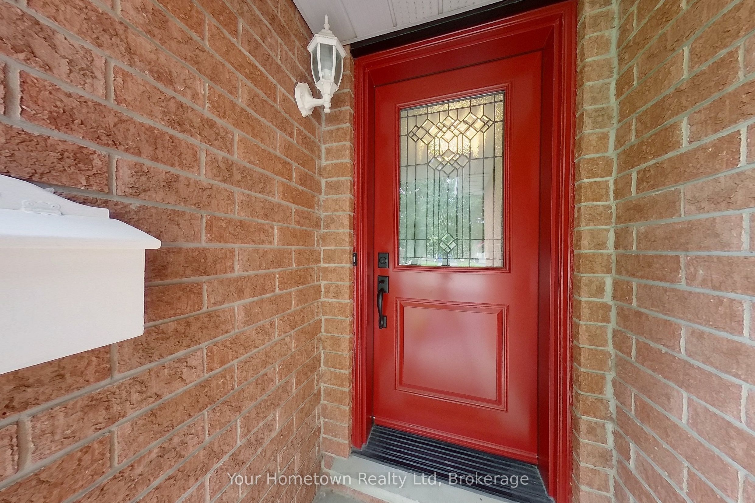 428 Flannery Drive Property Photo 3