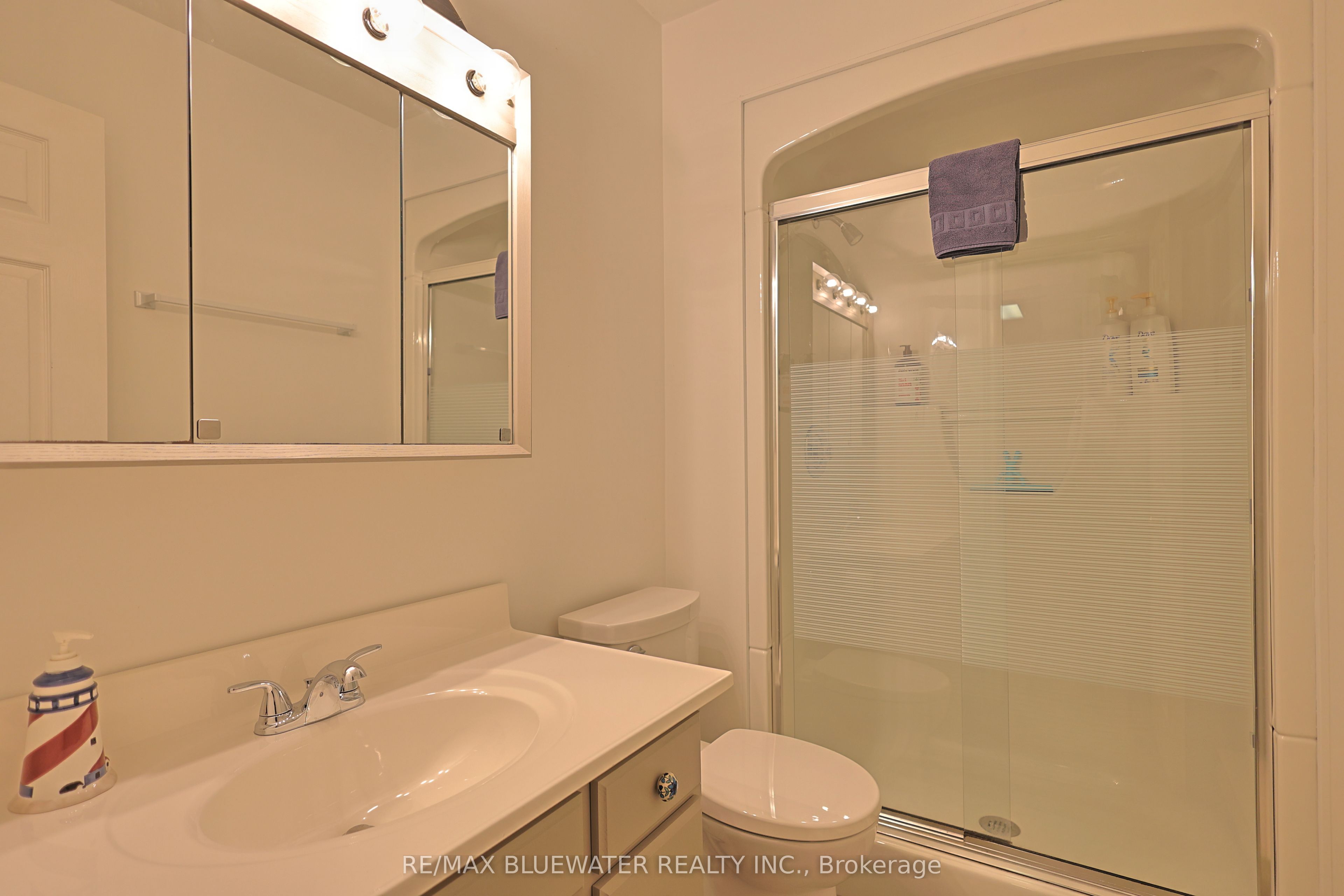 74156 Bluehaven Beach Drive Property Photo 36
