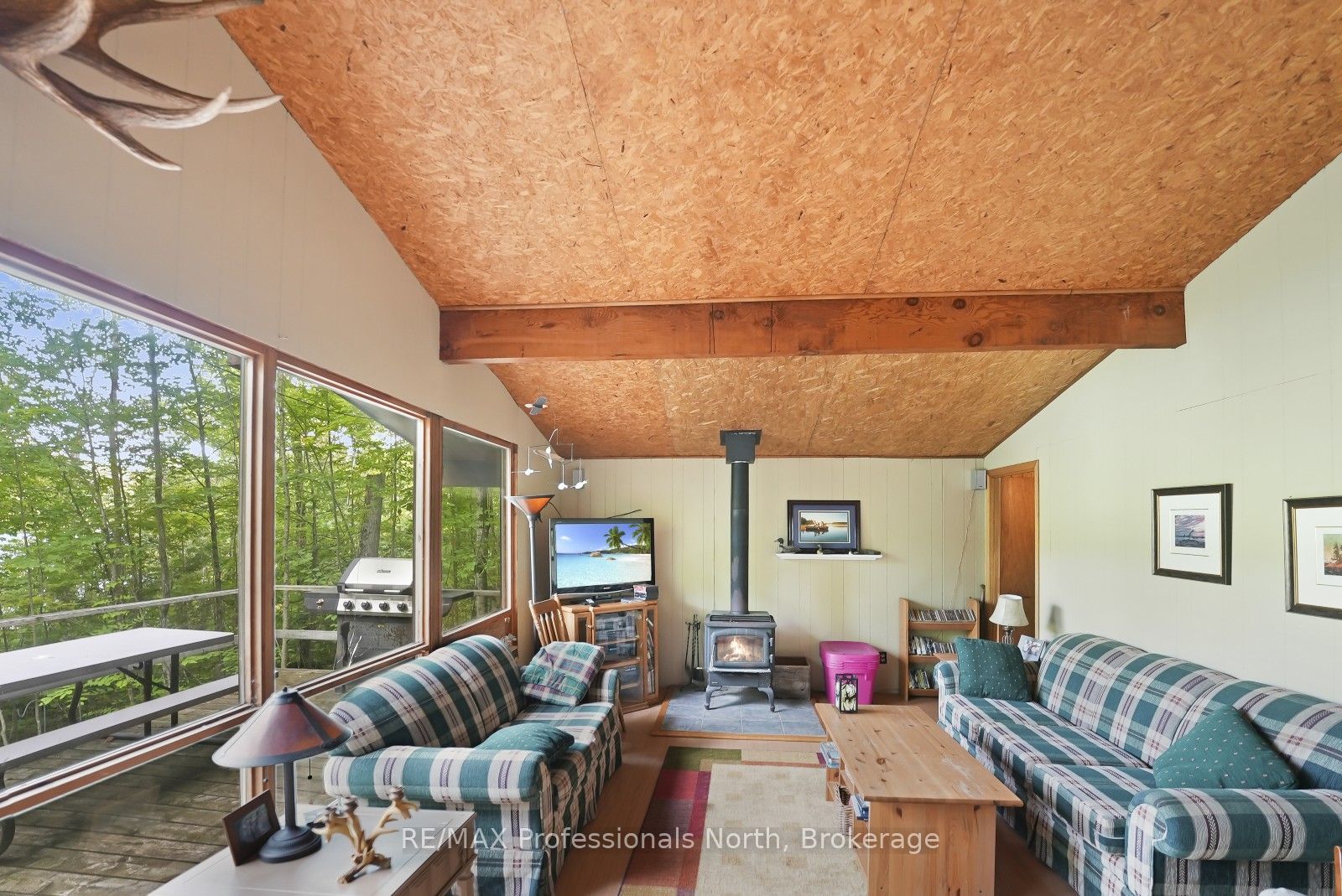 1009 Spencers Trail Property Photo 8